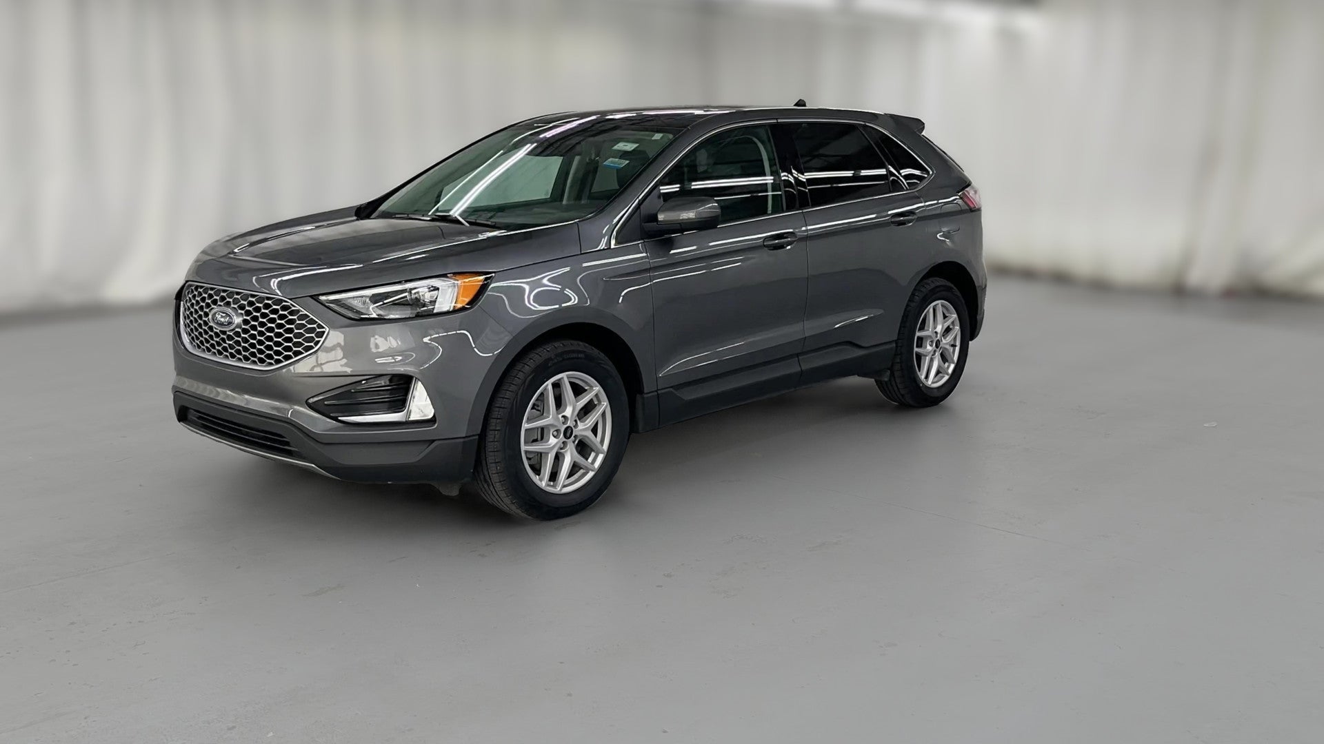 2024 Ford Edge vehicle photo