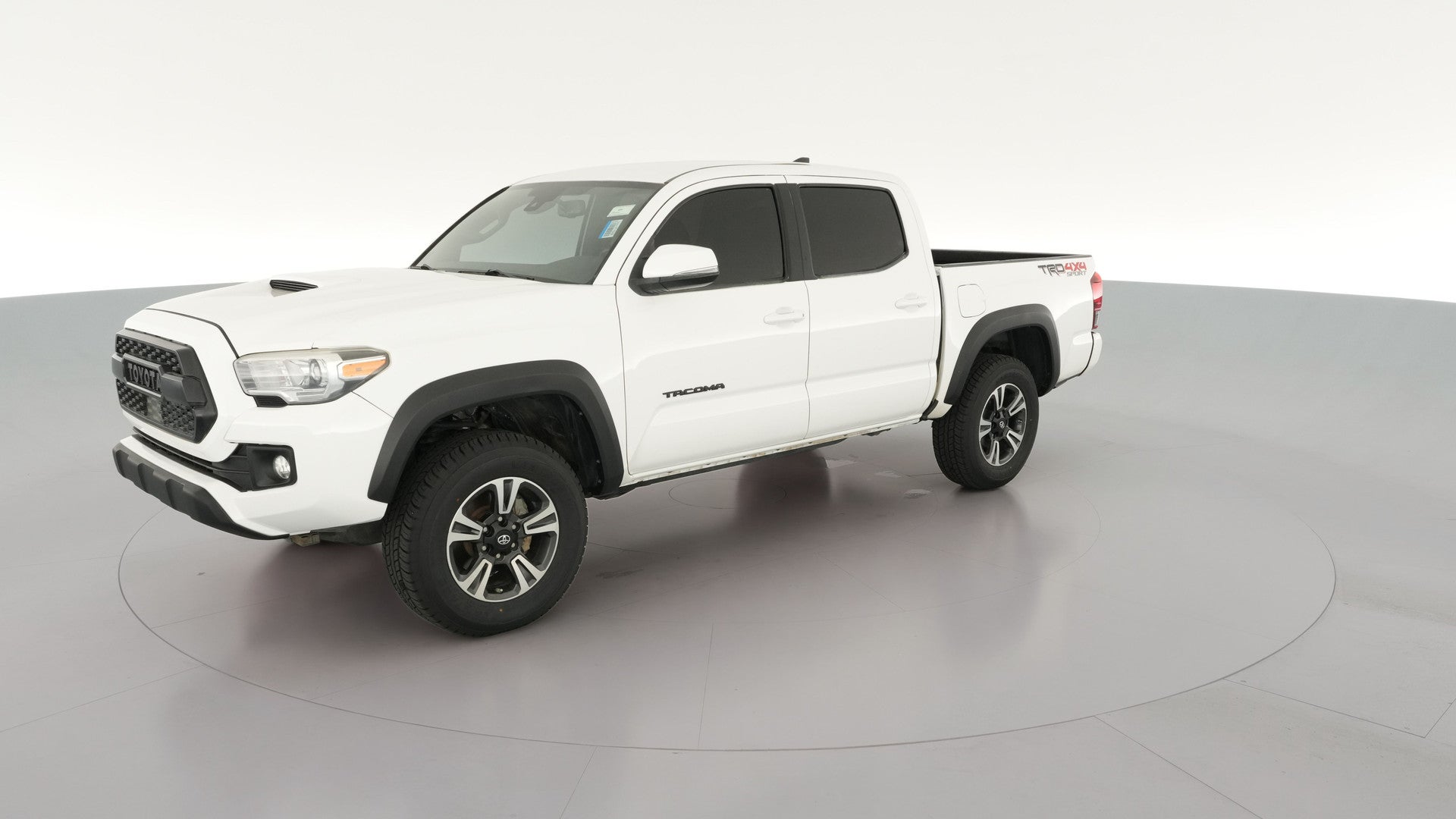 2018 Toyota Tacoma Double Cab vehicle photo