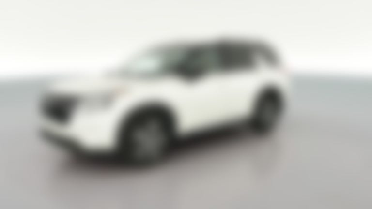2024 Nissan Pathfinder vehicle photo