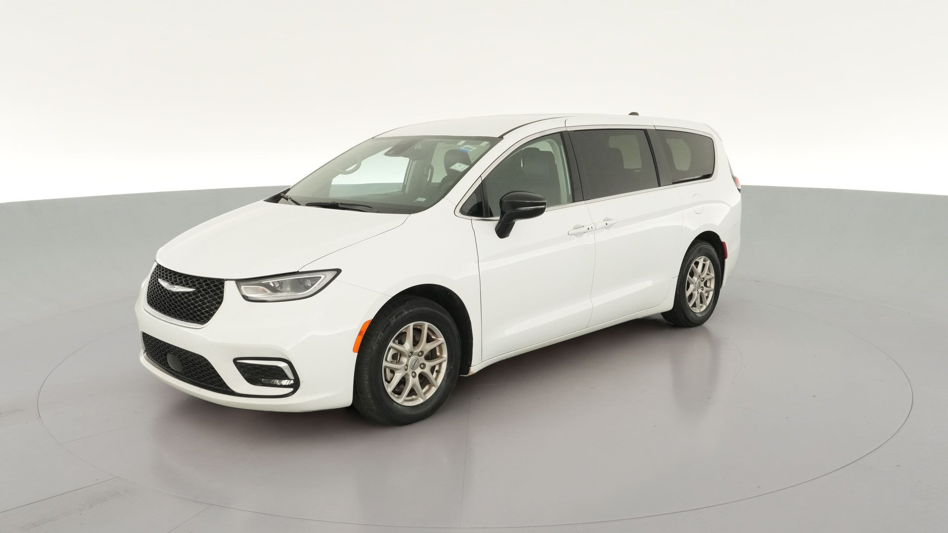 2024 Chrysler Pacifica vehicle photo