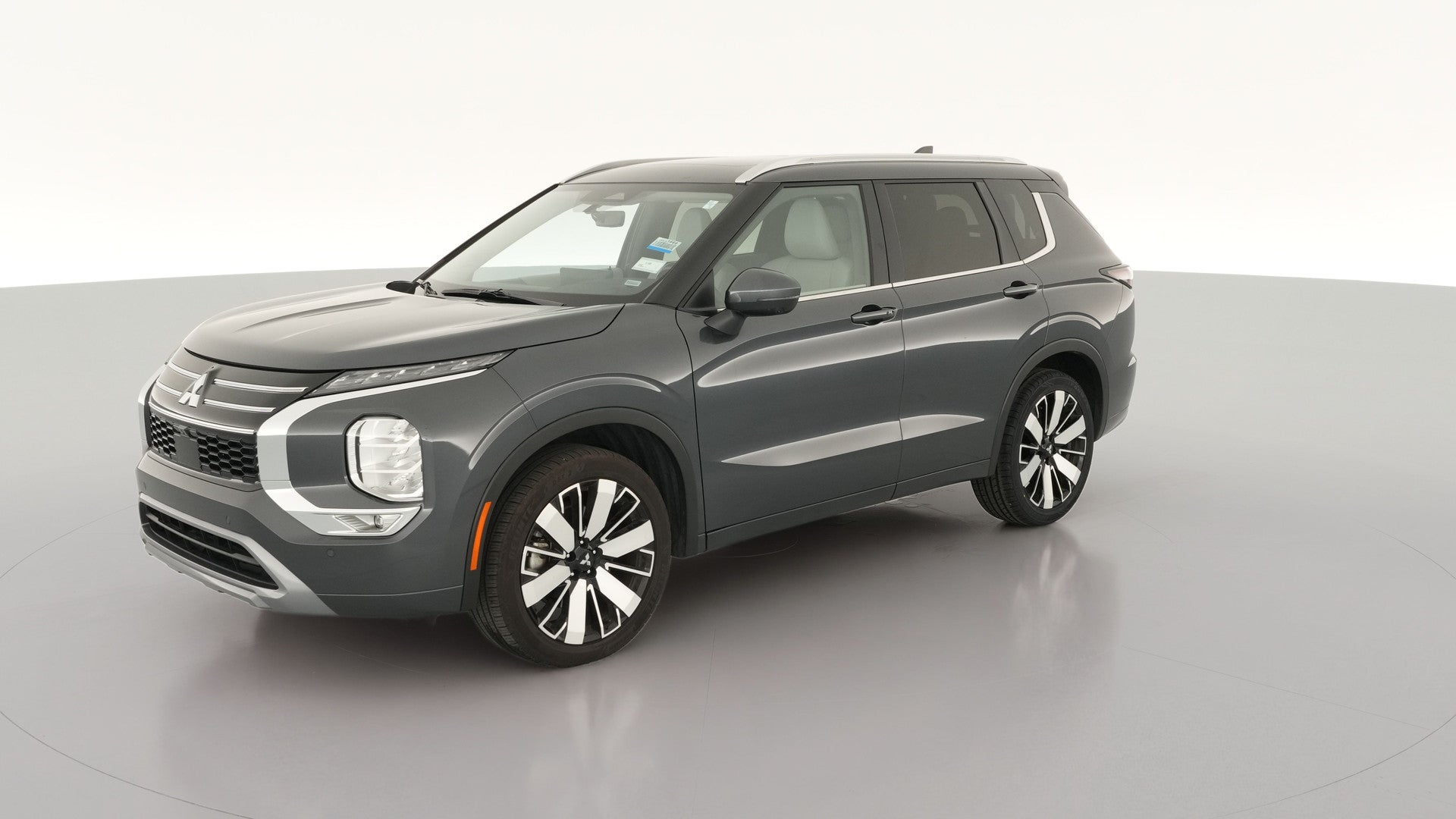 2025 Mitsubishi Outlander vehicle photo