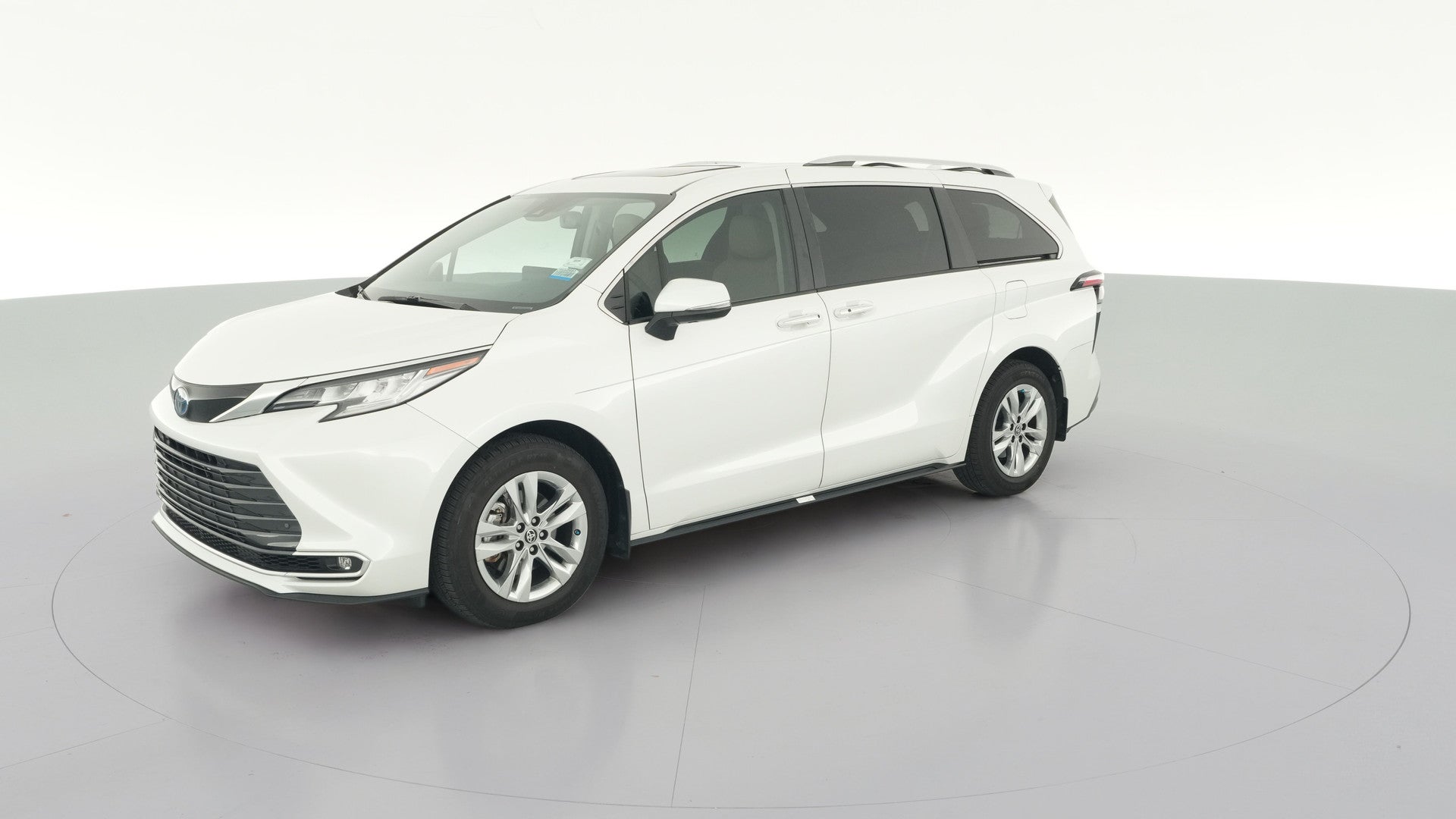 2024 Toyota Sienna vehicle photo