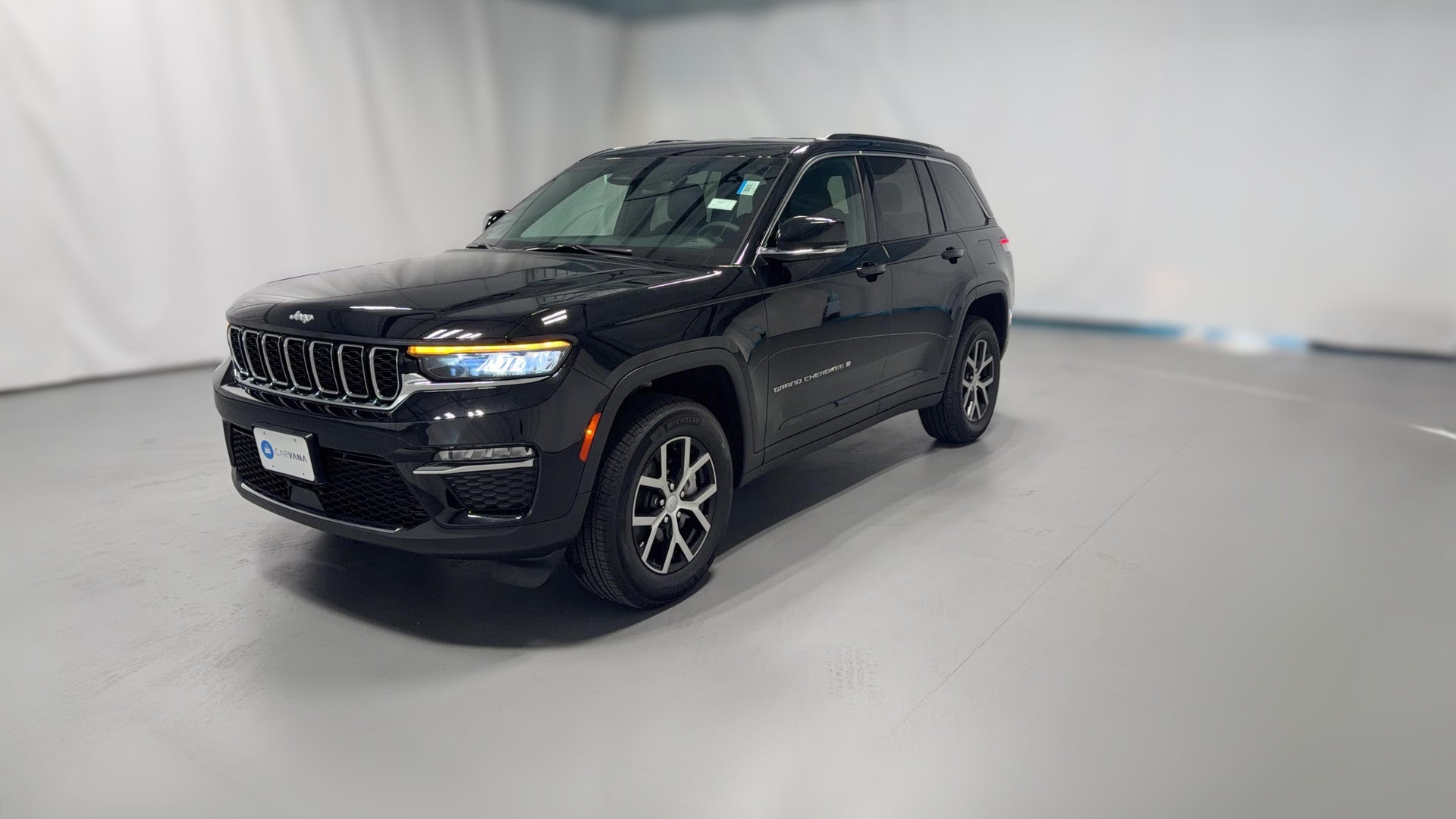 2024 Jeep Grand Cherokee vehicle photo