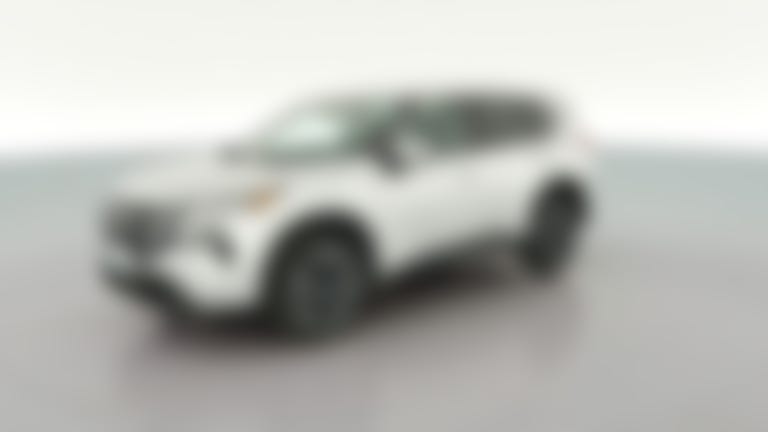2025 Nissan Rogue vehicle photo