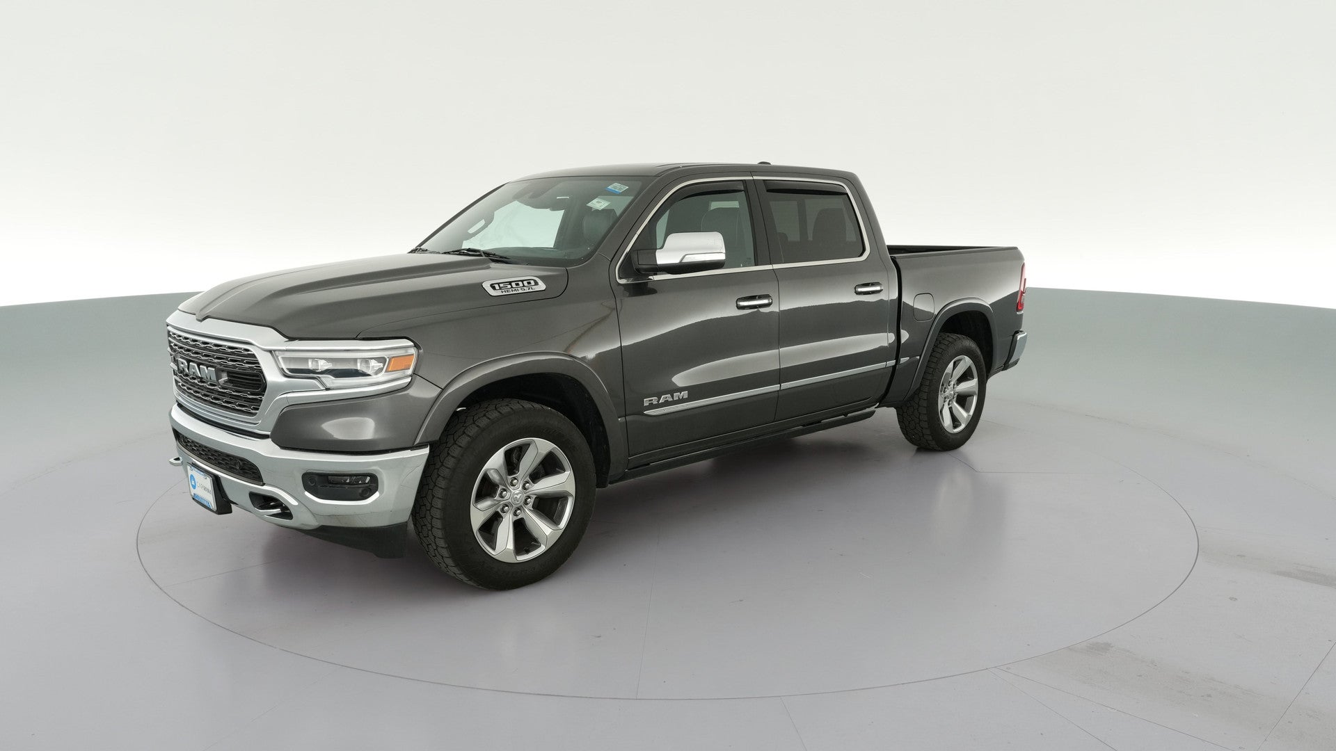 2019 Ram 1500 Crew Cab vehicle photo