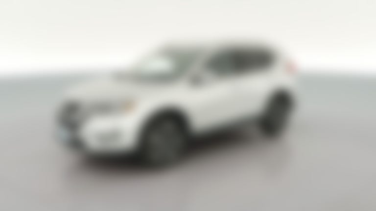 2019 Nissan Rogue vehicle photo