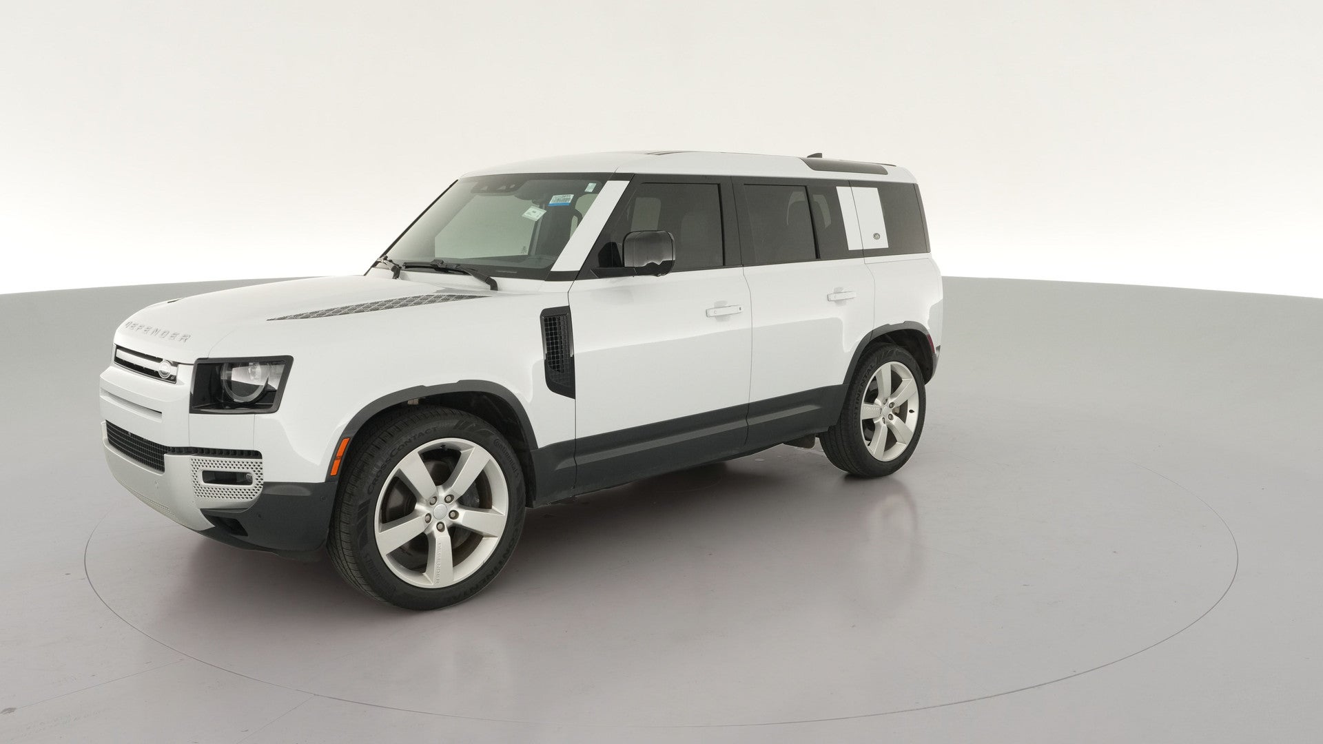 2023 Land Rover Defender 110 vehicle photo