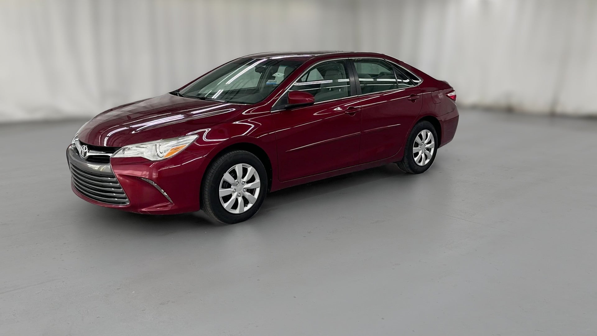 2017 Toyota Camry vehicle photo