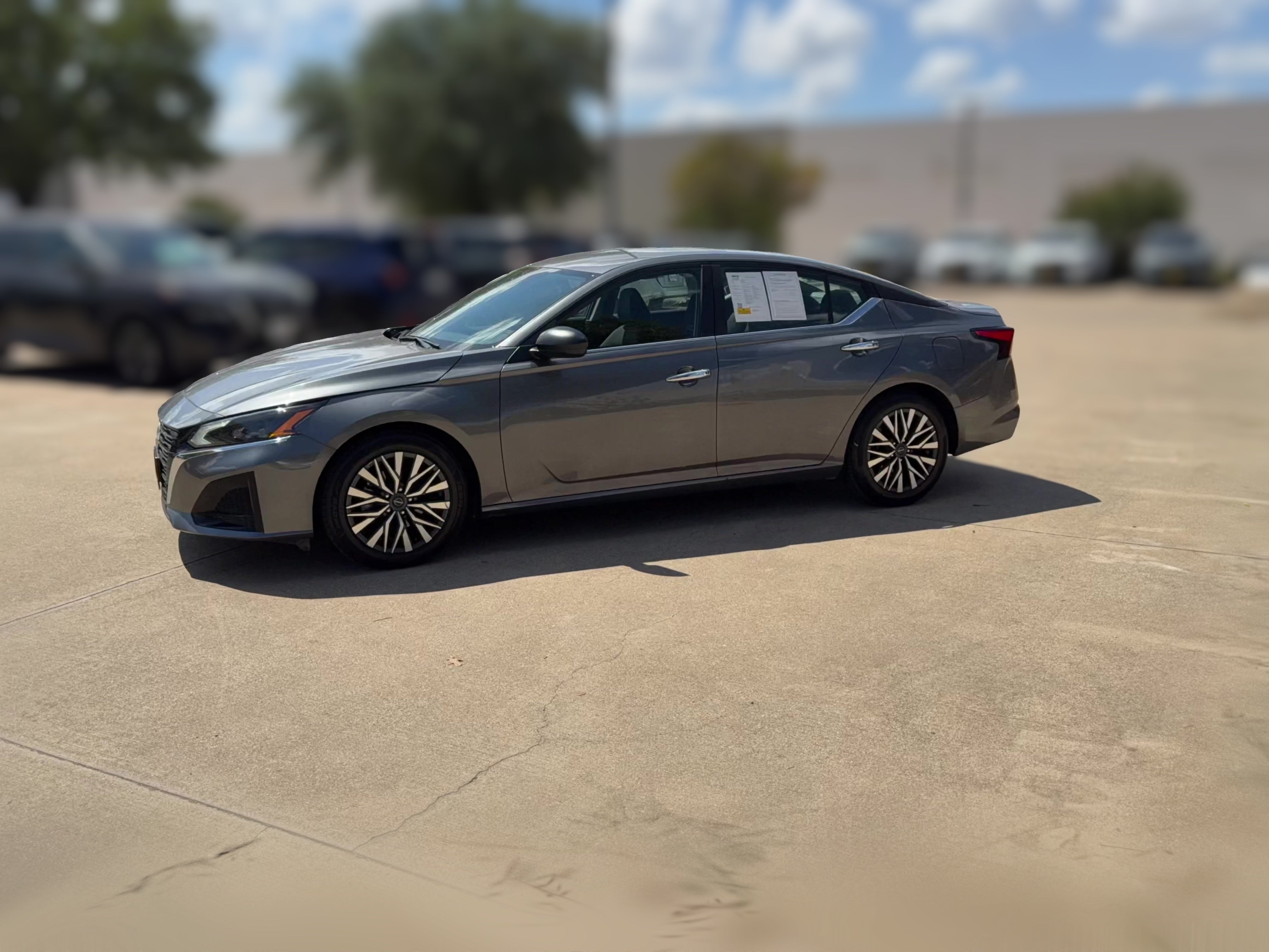 2025 Nissan Altima SV - Photo 21
