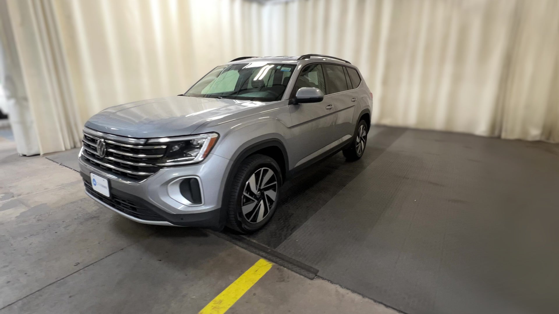 2026 Volkswagen Atlas vehicle photo