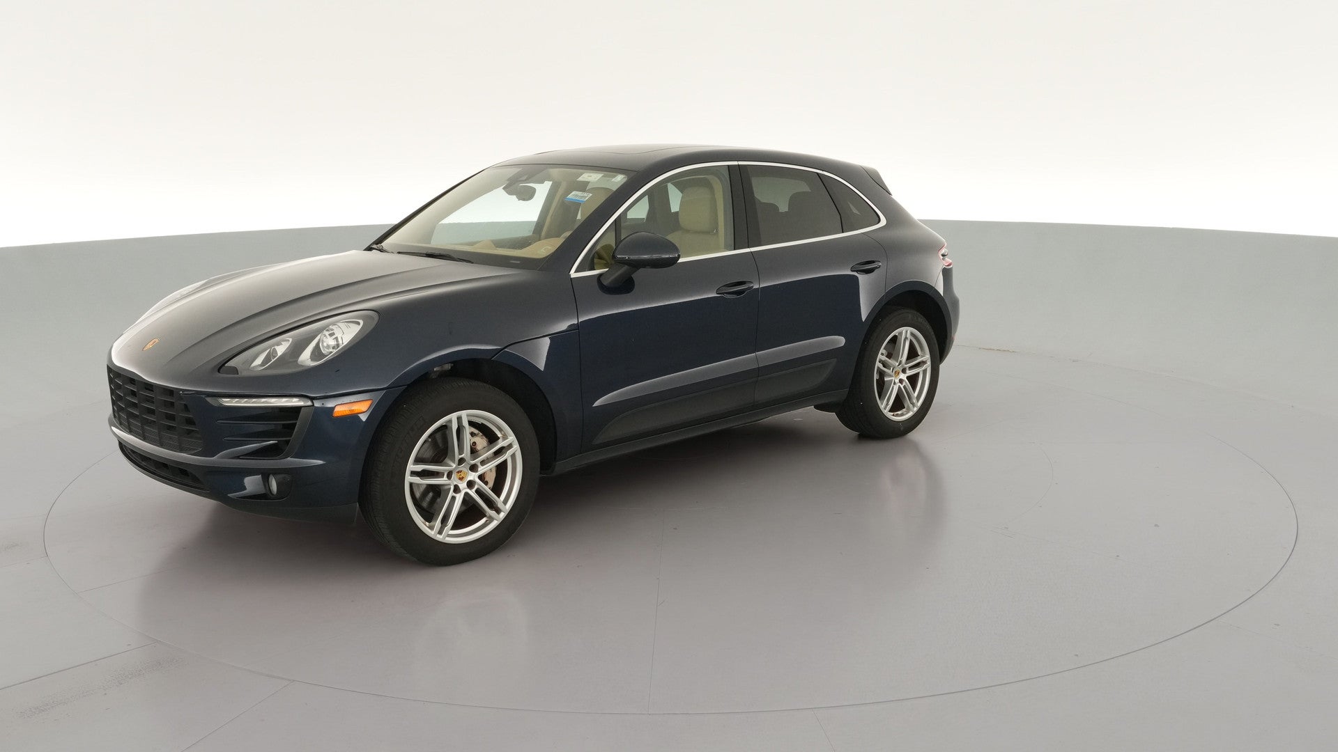 2017 Porsche Macan vehicle photo