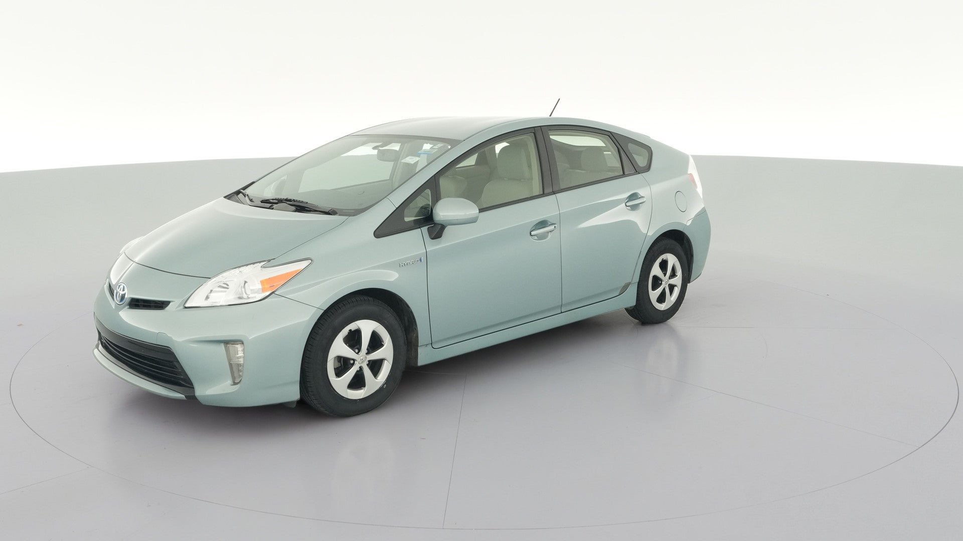 2013 Toyota Prius vehicle photo