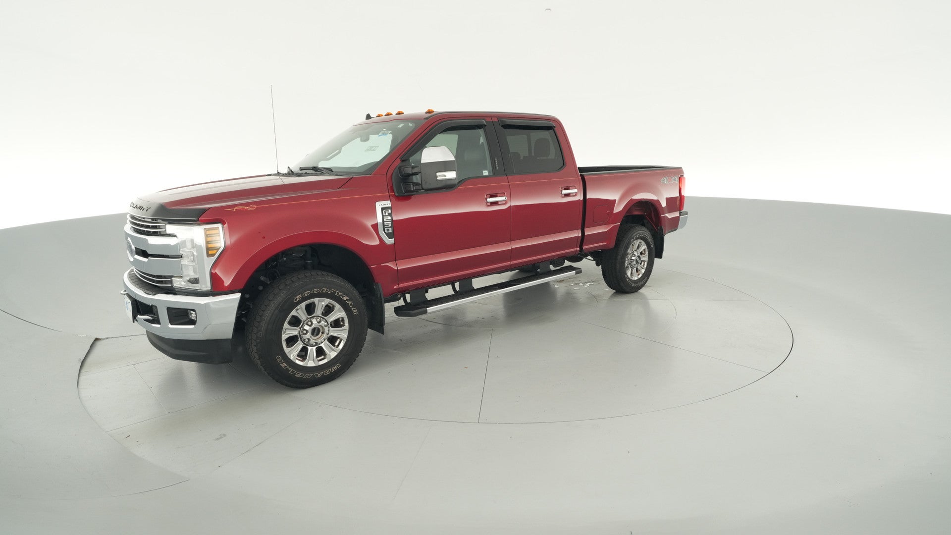 2019 Ford F250 Super Duty Crew Cab vehicle photo