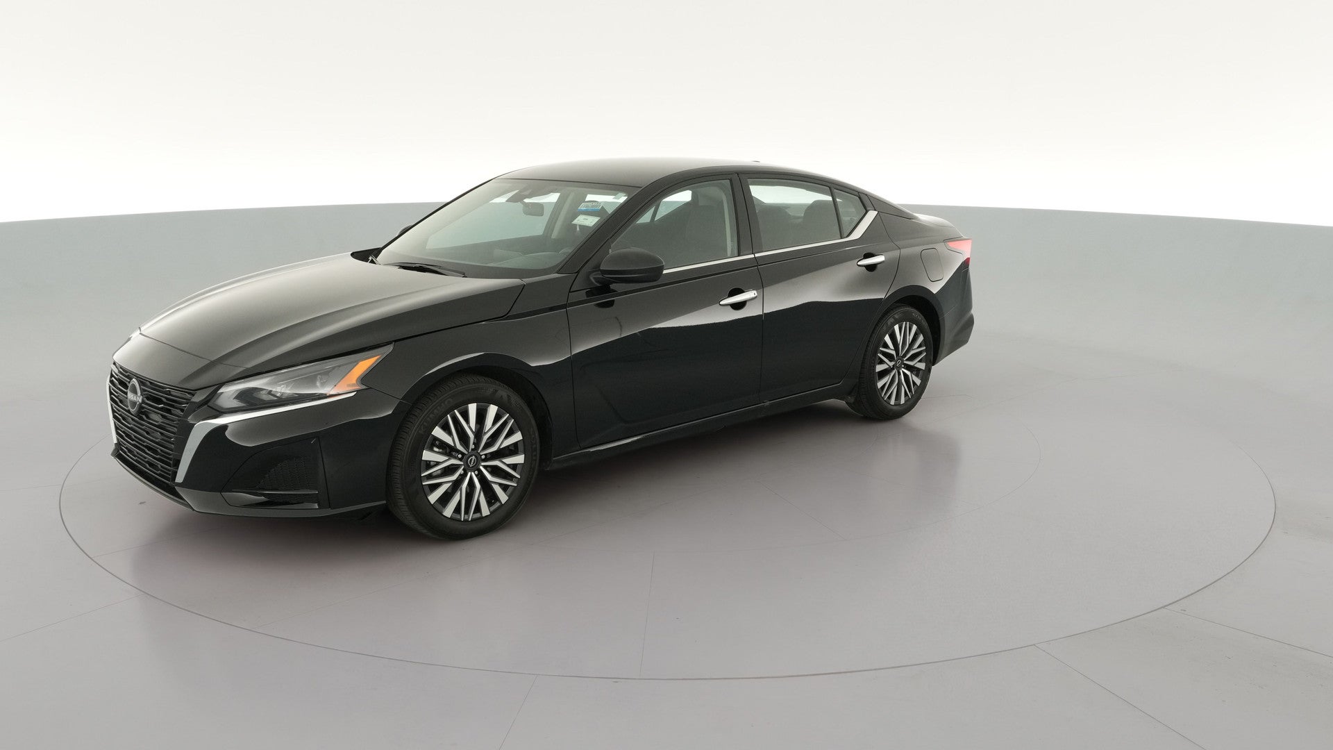 2025 Nissan Altima vehicle photo