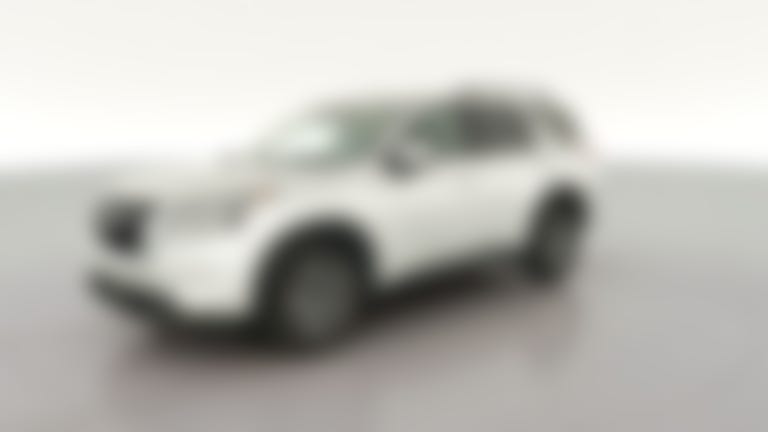 2024 Nissan Pathfinder vehicle photo