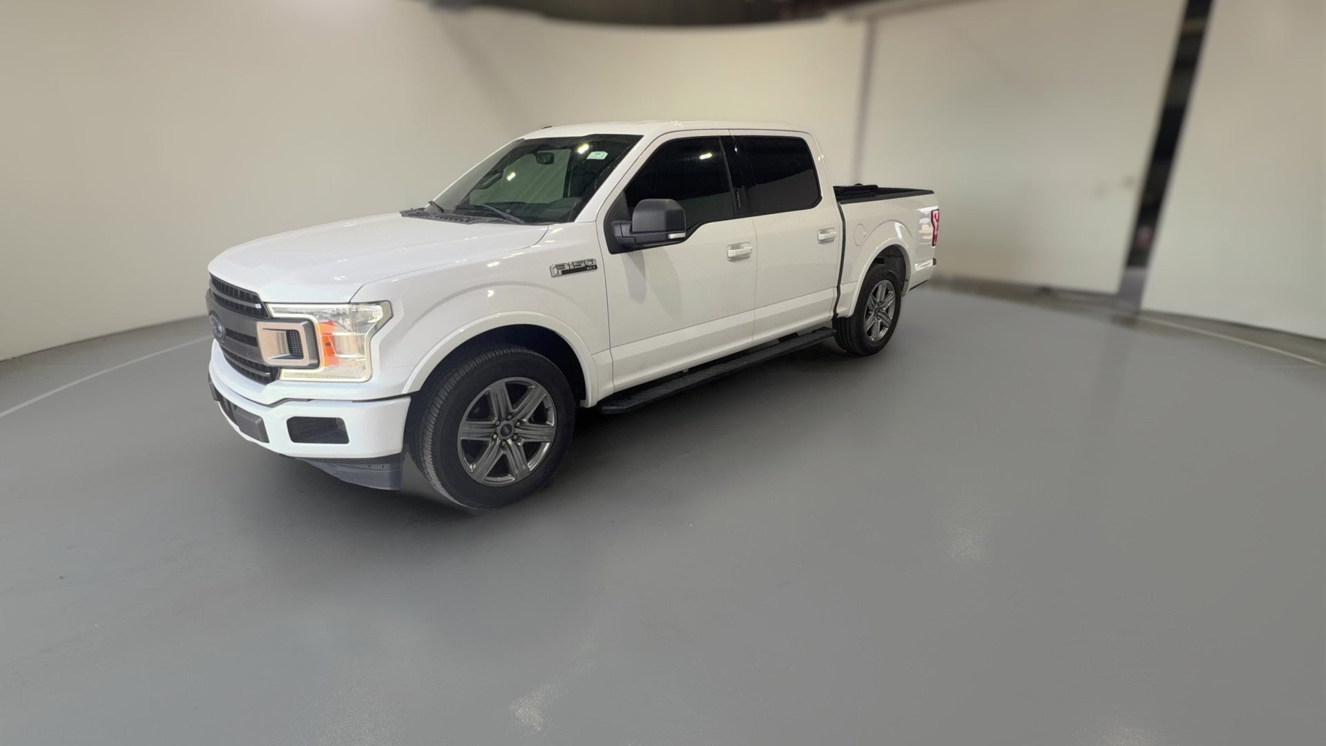 2018 Ford F150 SuperCrew Cab vehicle photo