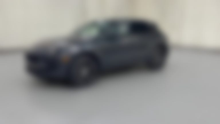 2023 Porsche Macan vehicle photo