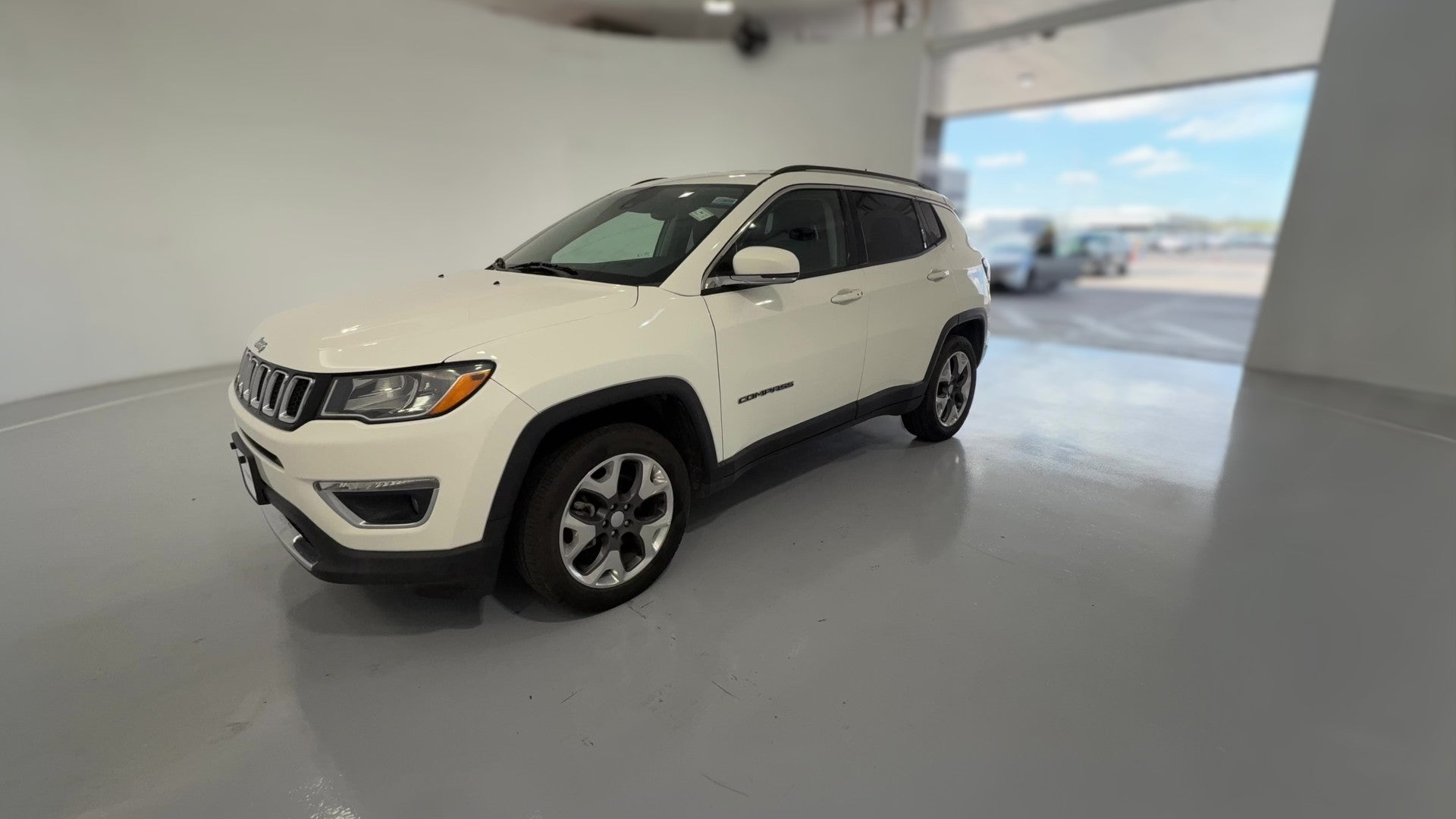 2021 Jeep Compass vehicle photo