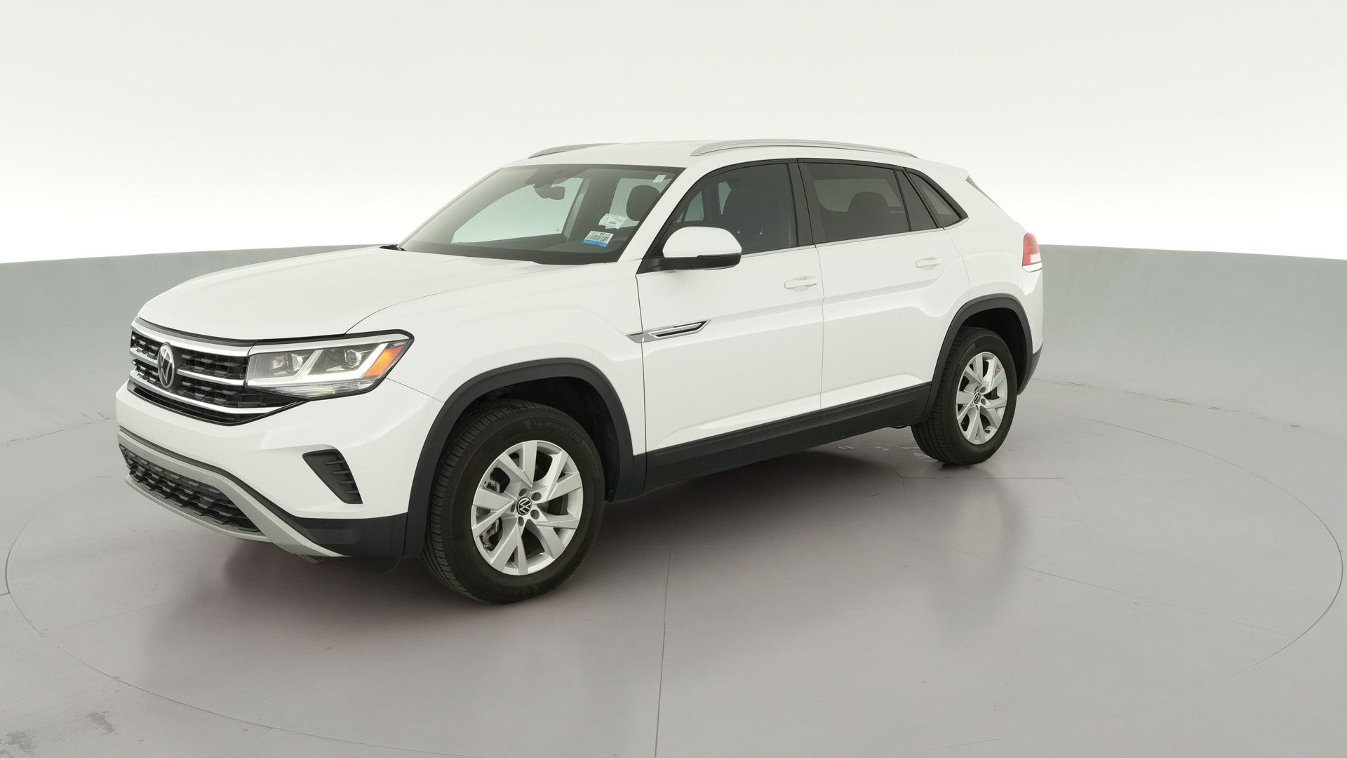 2021 Volkswagen Atlas Cross Sport vehicle photo