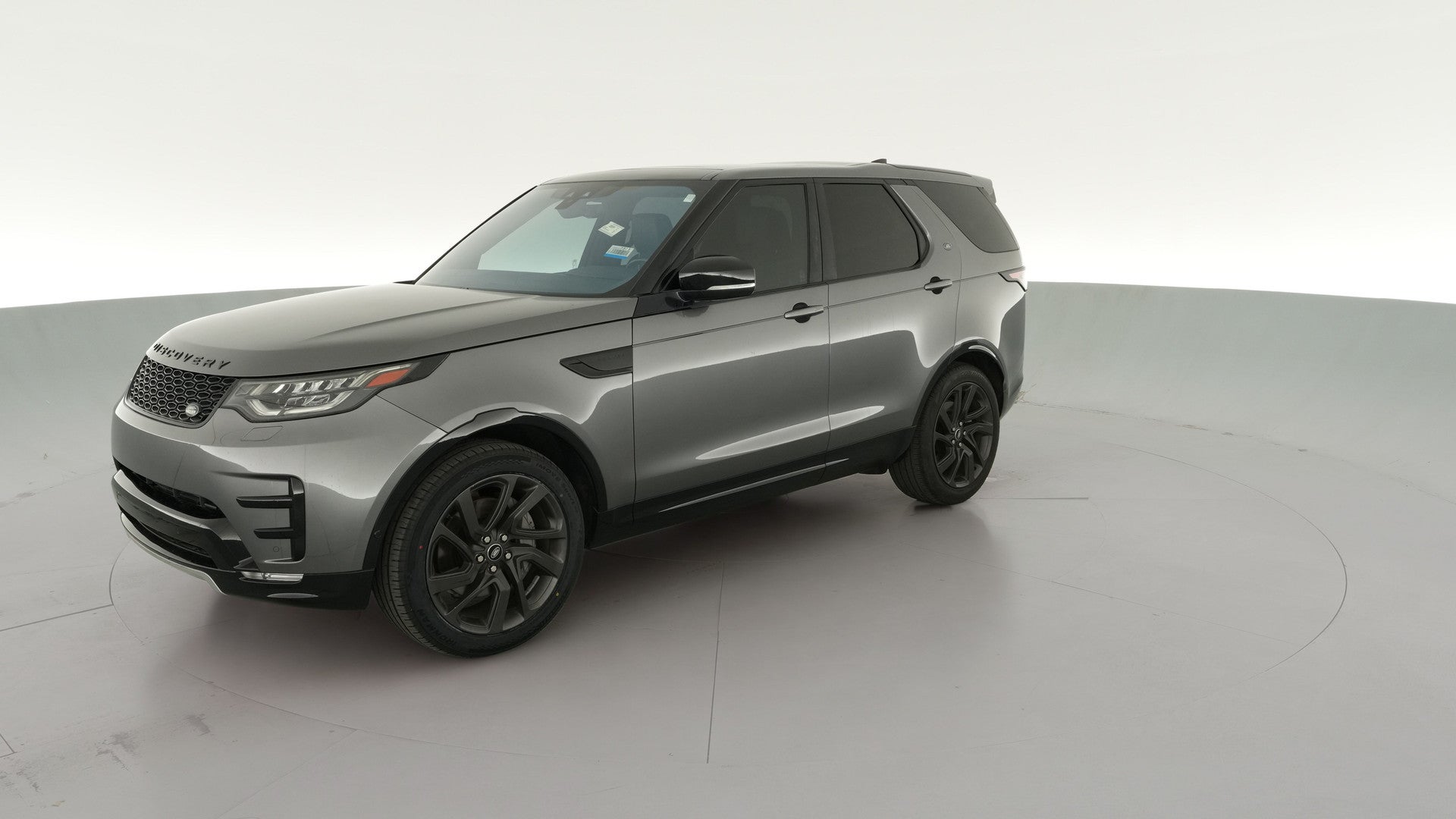 2019 Land Rover Discovery vehicle photo