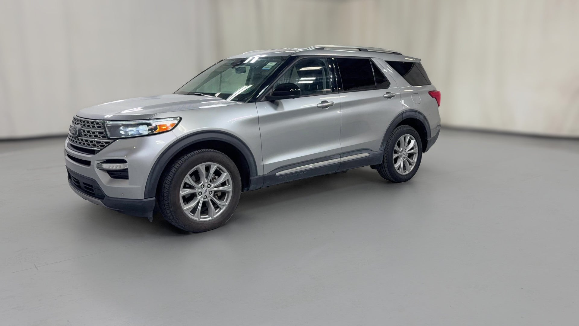 2023 Ford Explorer vehicle photo