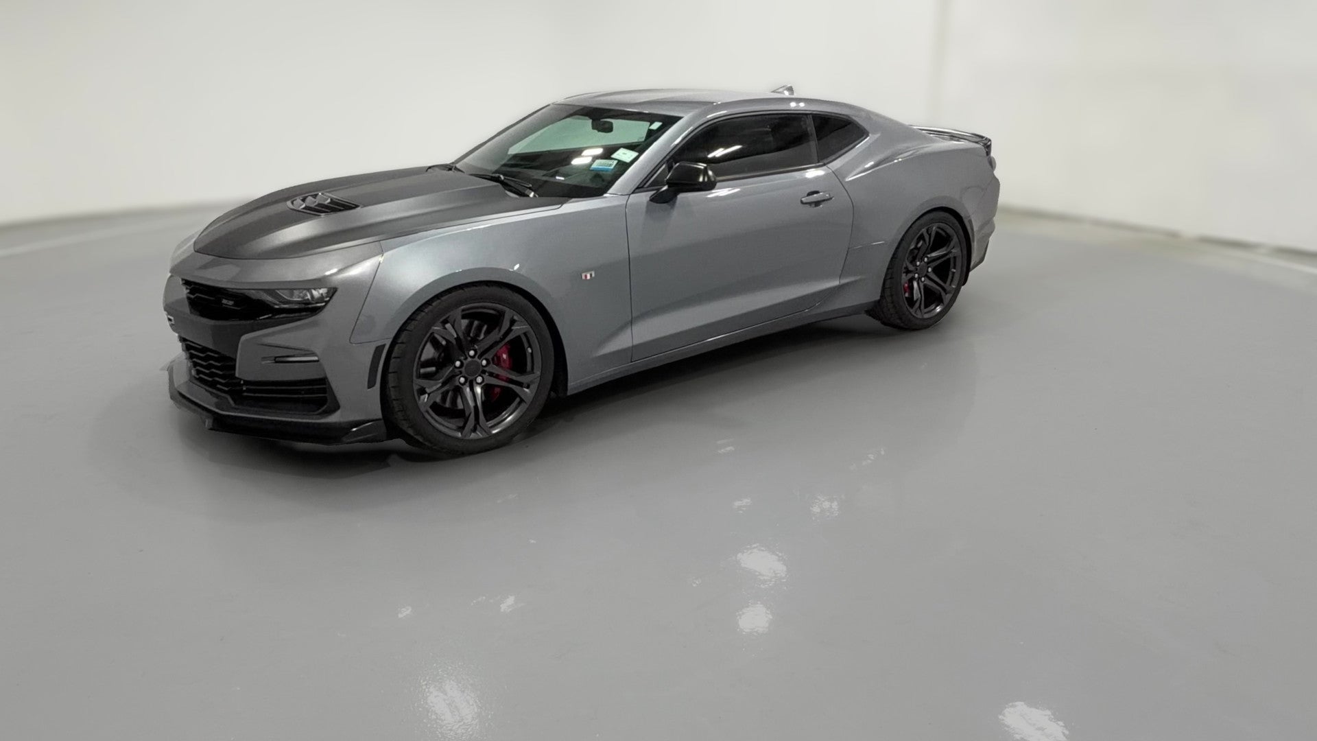2019 Chevrolet Camaro vehicle photo