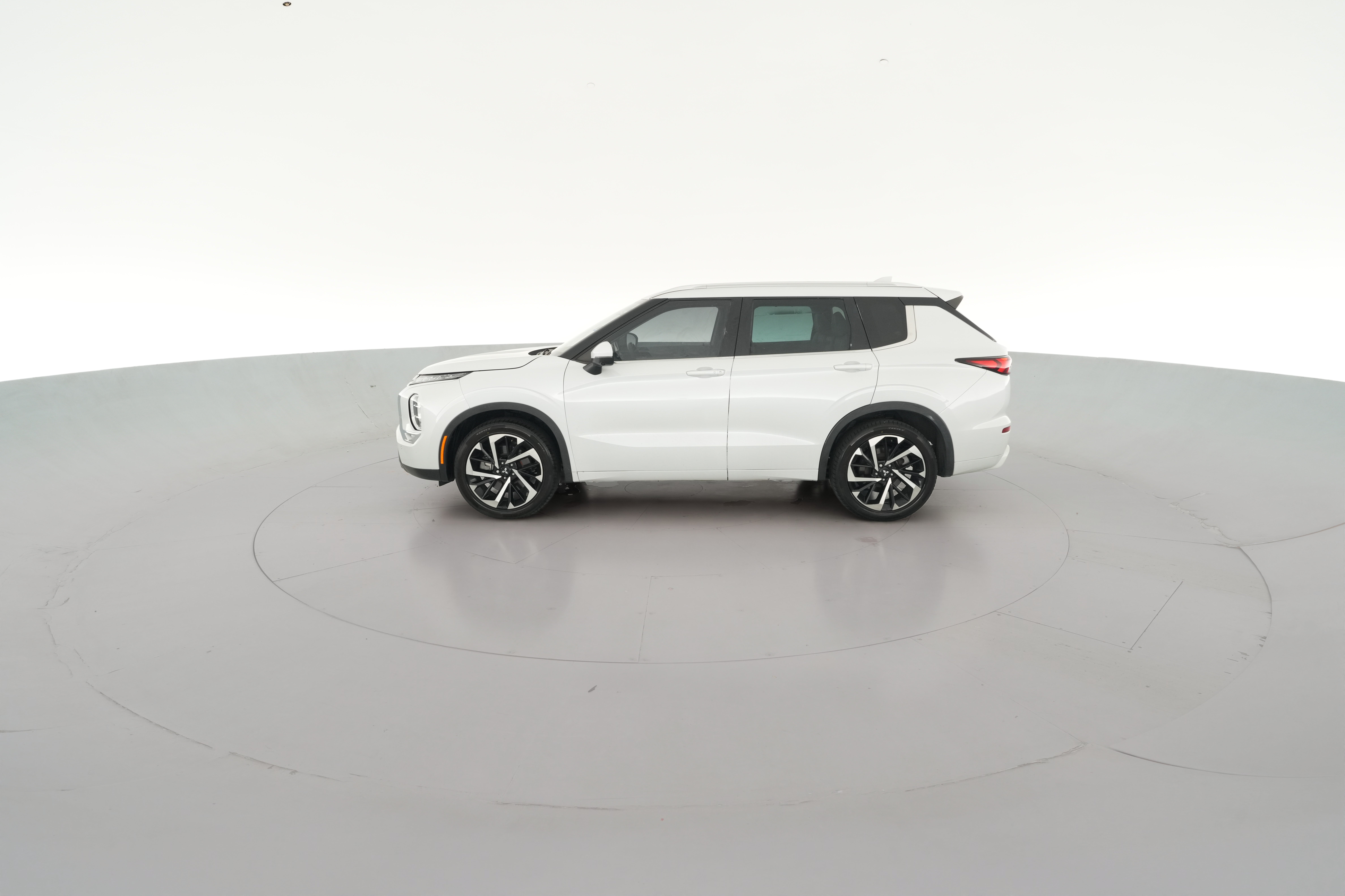 2023 Mitsubishi Outlander SEL - Photo 35