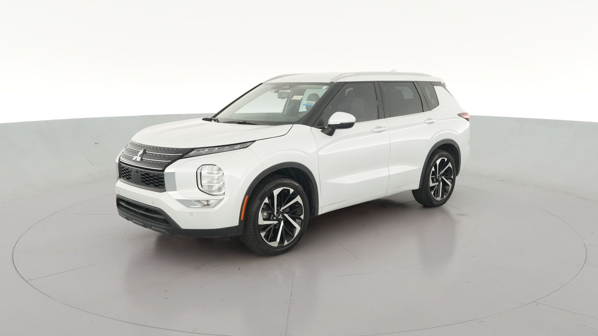 2023 Mitsubishi Outlander vehicle photo