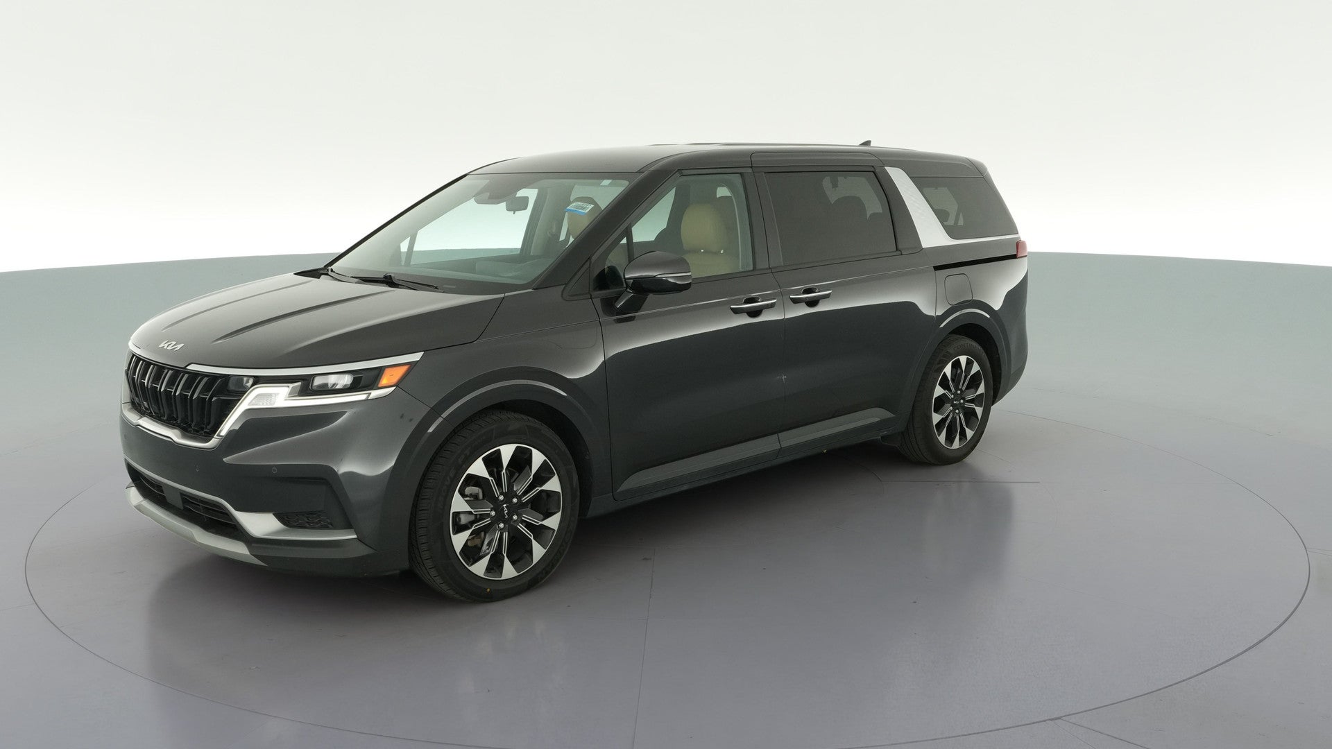 2024 Kia Carnival vehicle photo