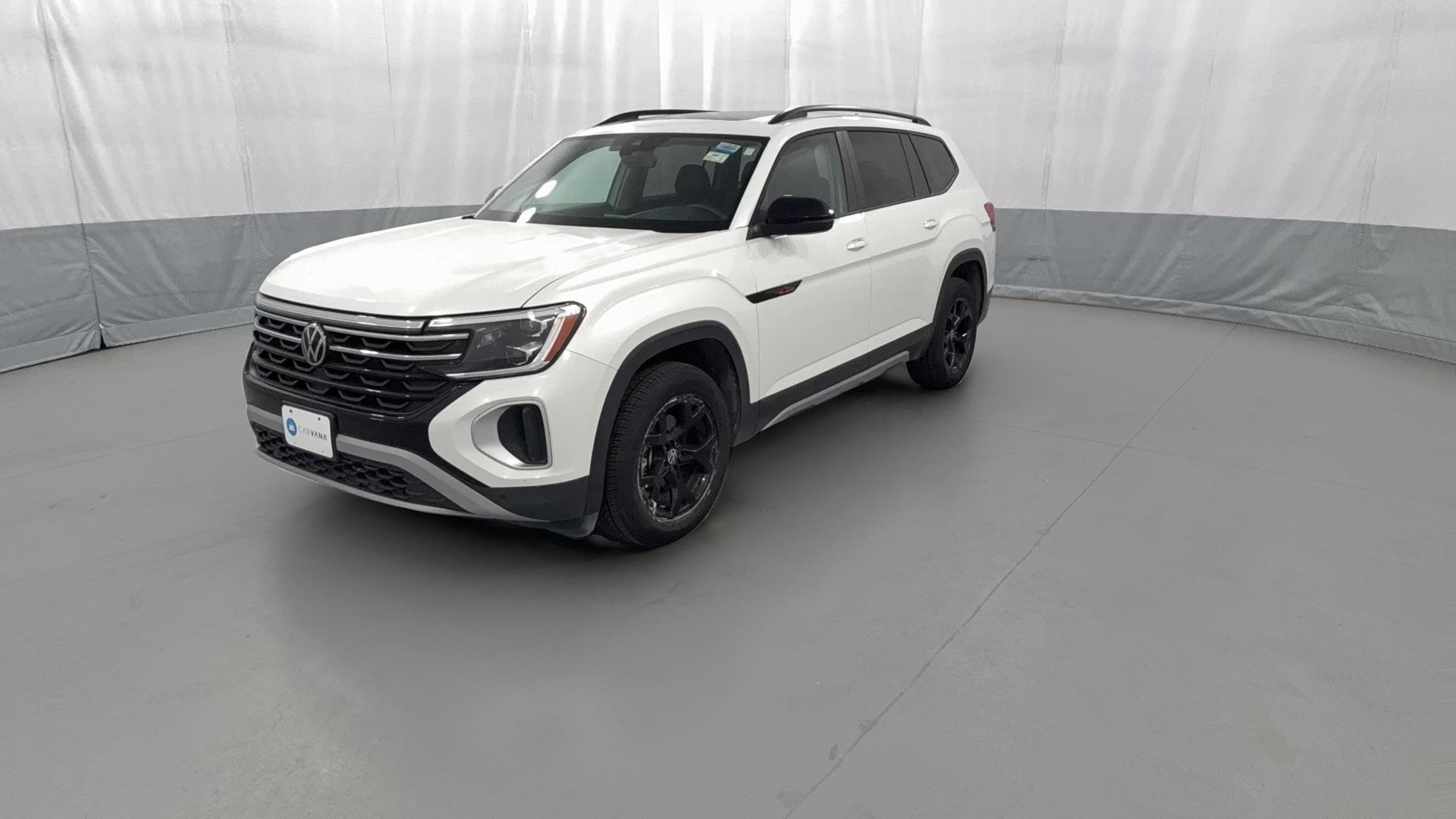 2024 Volkswagen Atlas vehicle photo