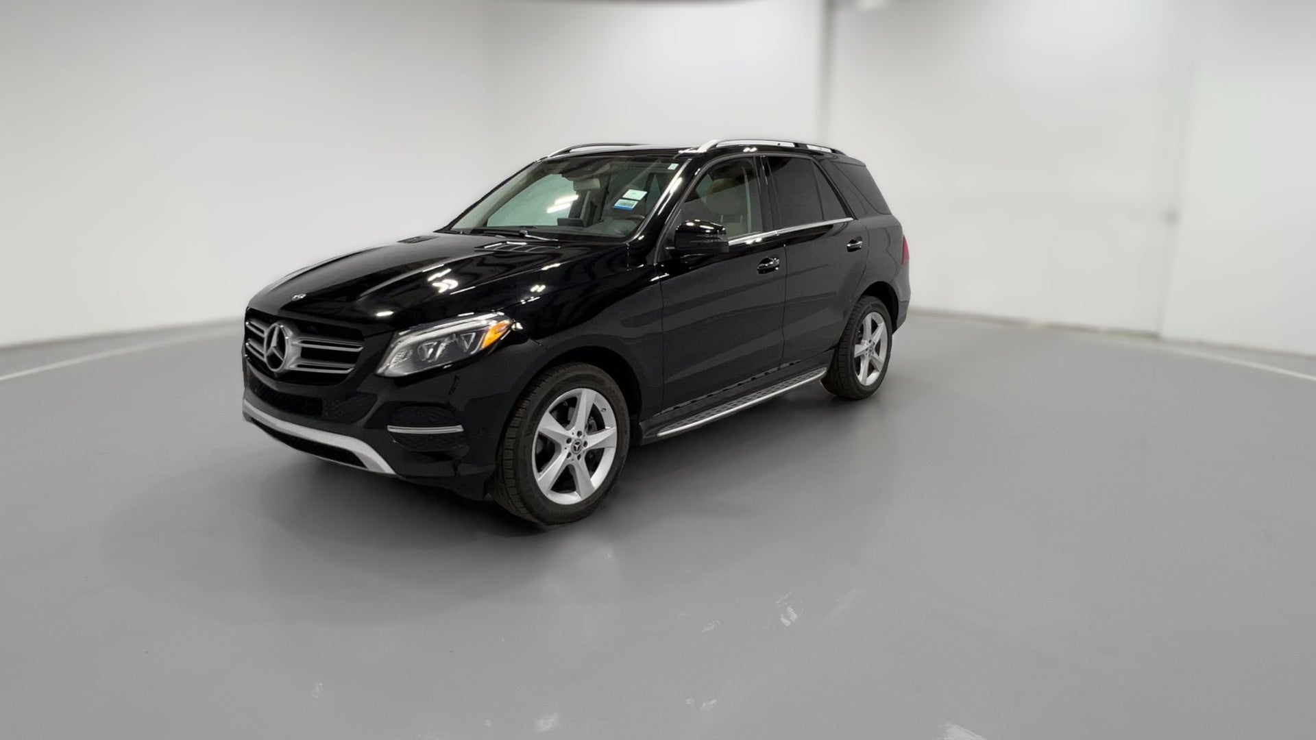 2018 Mercedes-Benz GLE vehicle photo