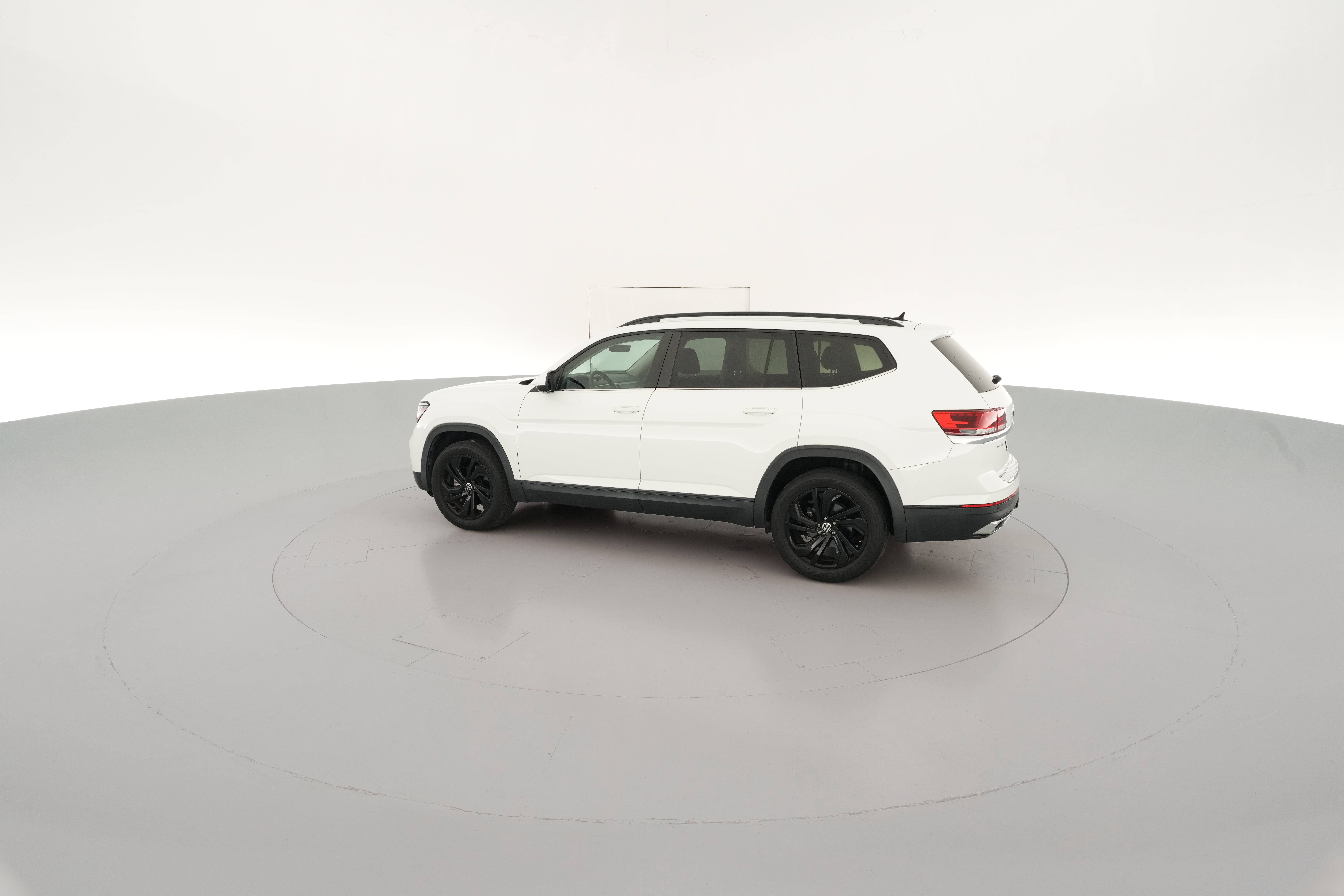 2022 Volkswagen Atlas SE w/Tech - Photo 29