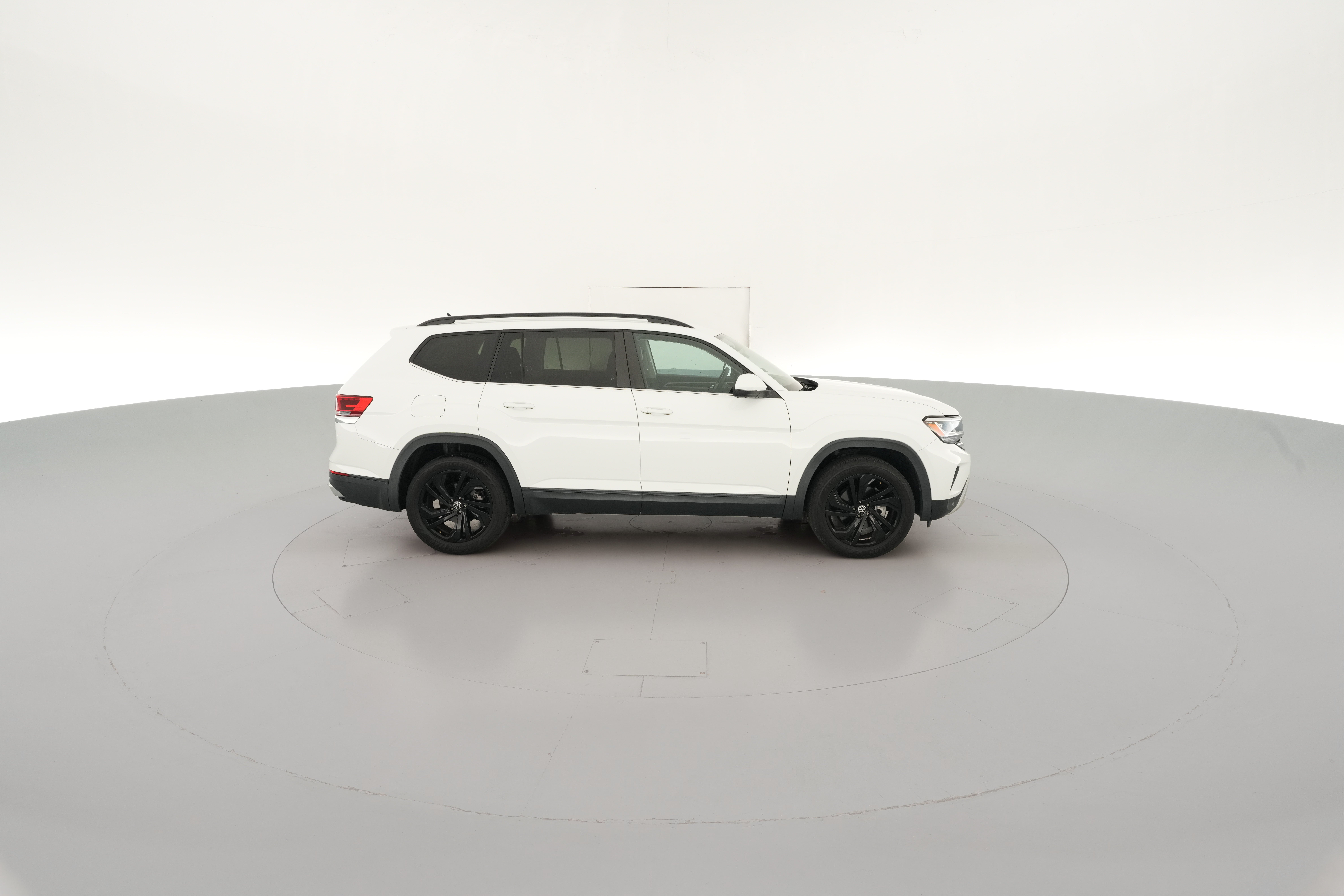 2022 Volkswagen Atlas SE w/Tech - Photo 36