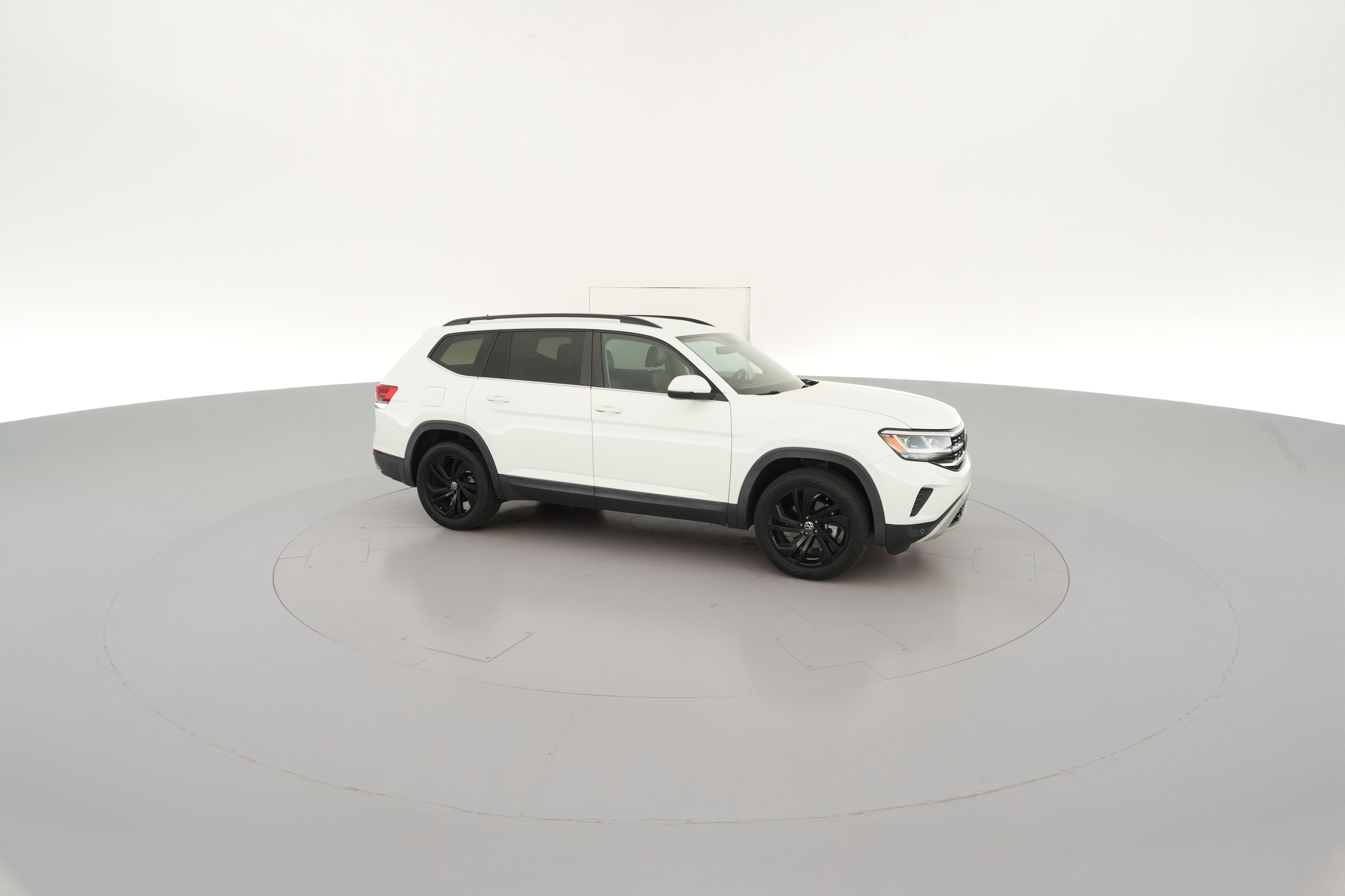 2022 Volkswagen Atlas SE w/Tech - Photo 37