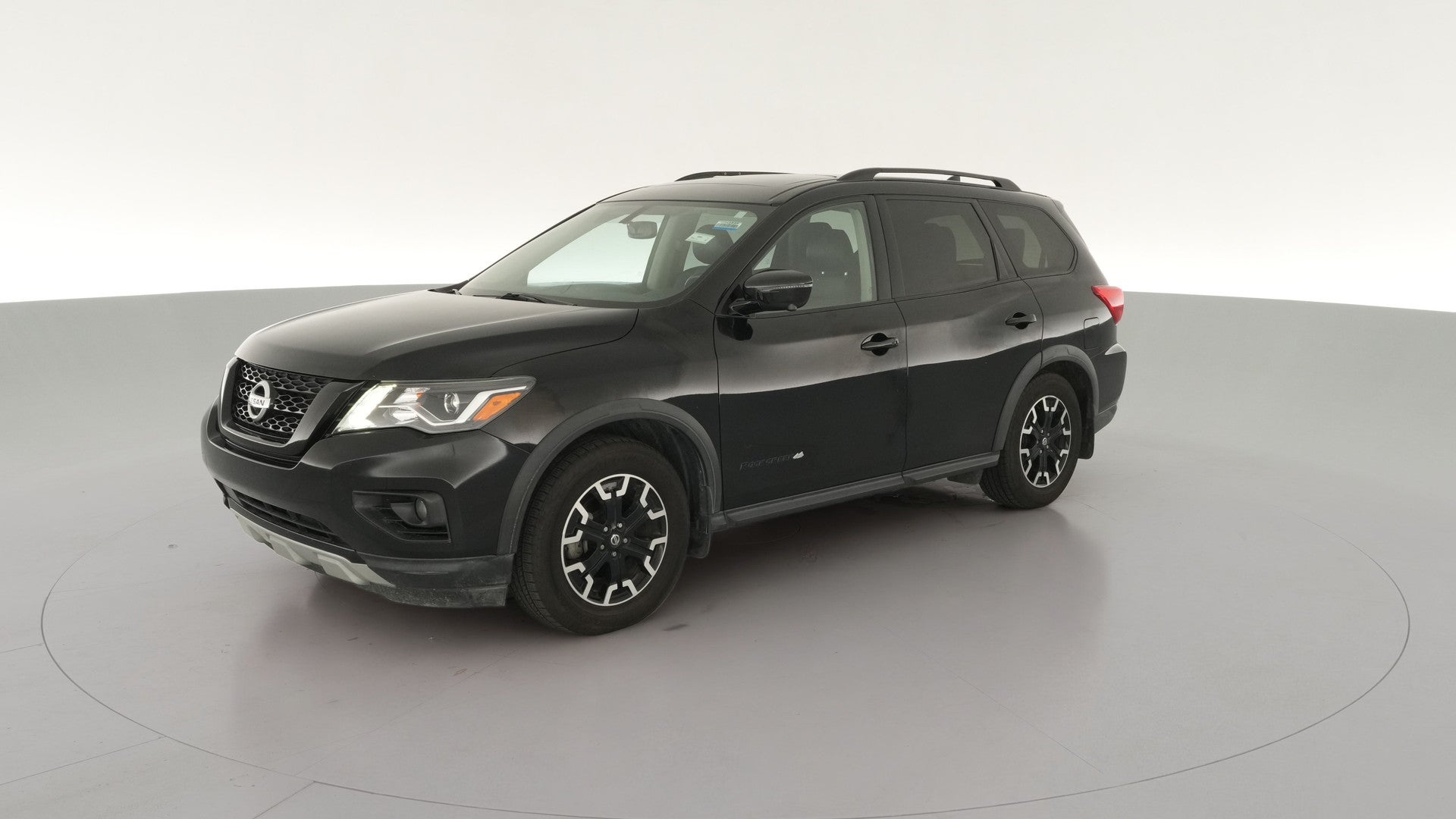 2020 Nissan Pathfinder vehicle photo
