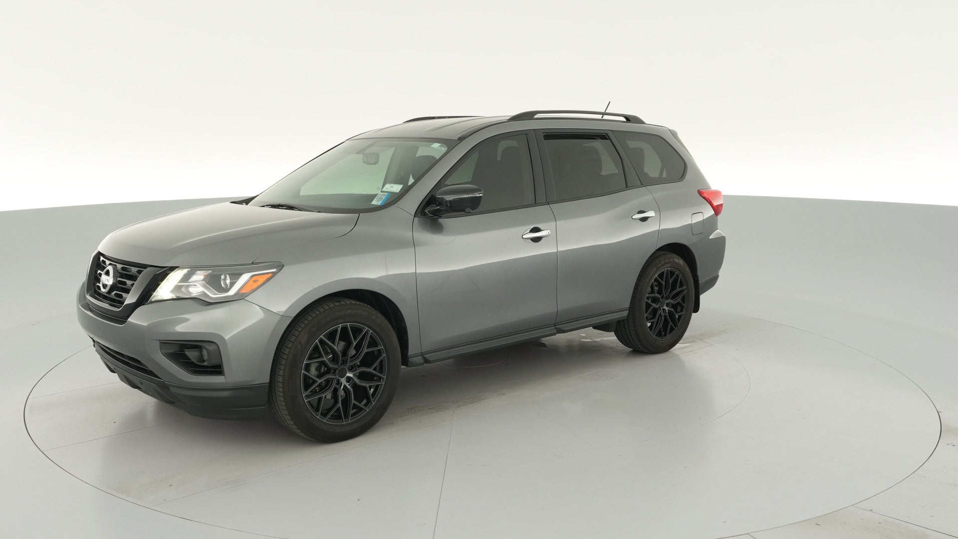 2018 Nissan Pathfinder vehicle photo