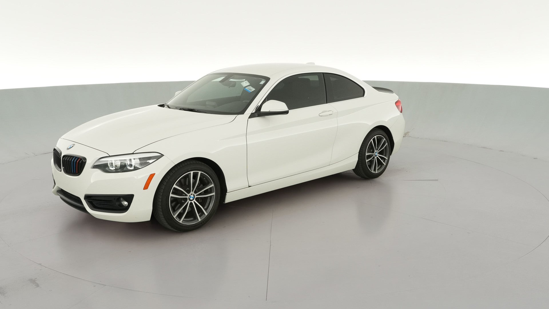 2018 BMW 2 Series vehicle photo