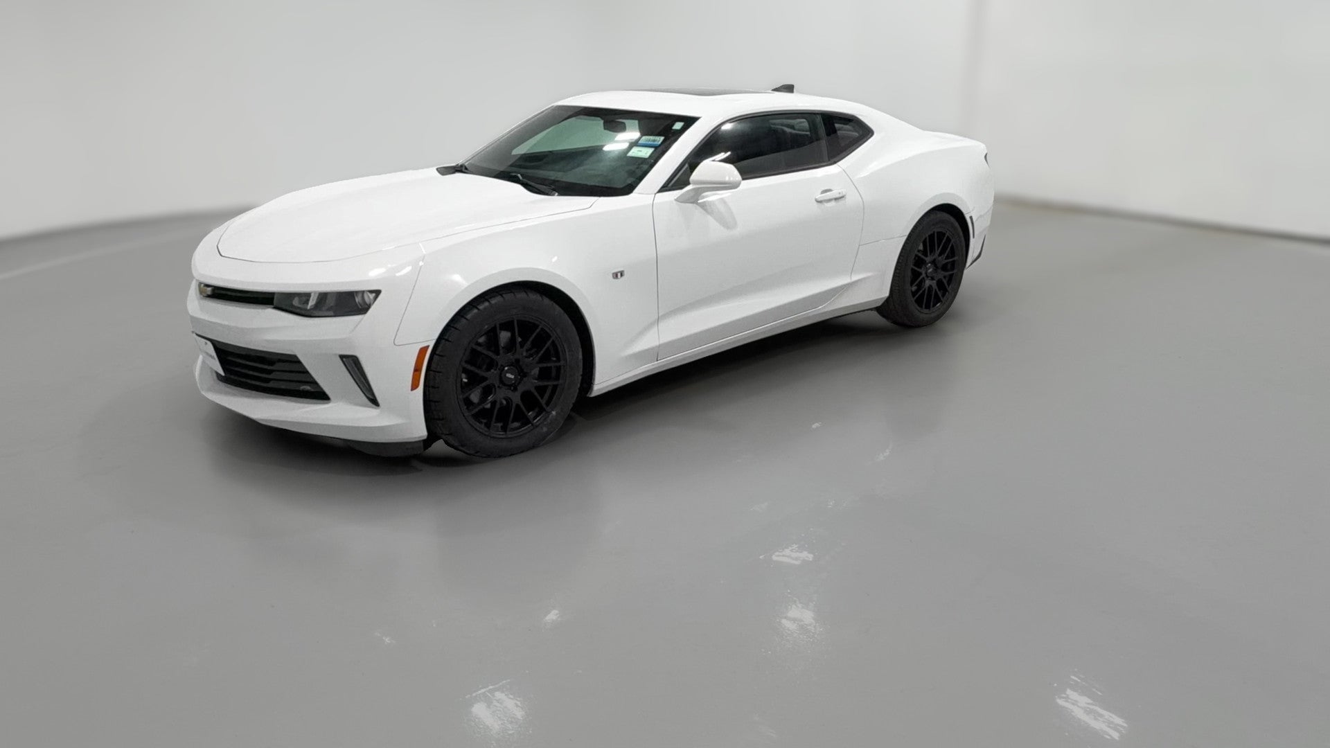 2017 Chevrolet Camaro vehicle photo