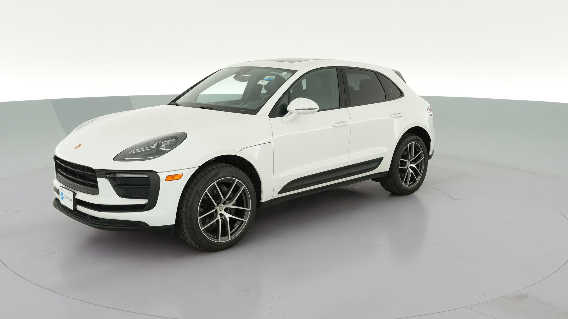 2022 Porsche Macan vehicle photo