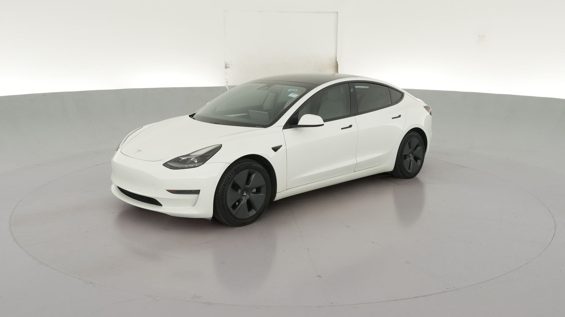 2021 Tesla Model 3 vehicle photo