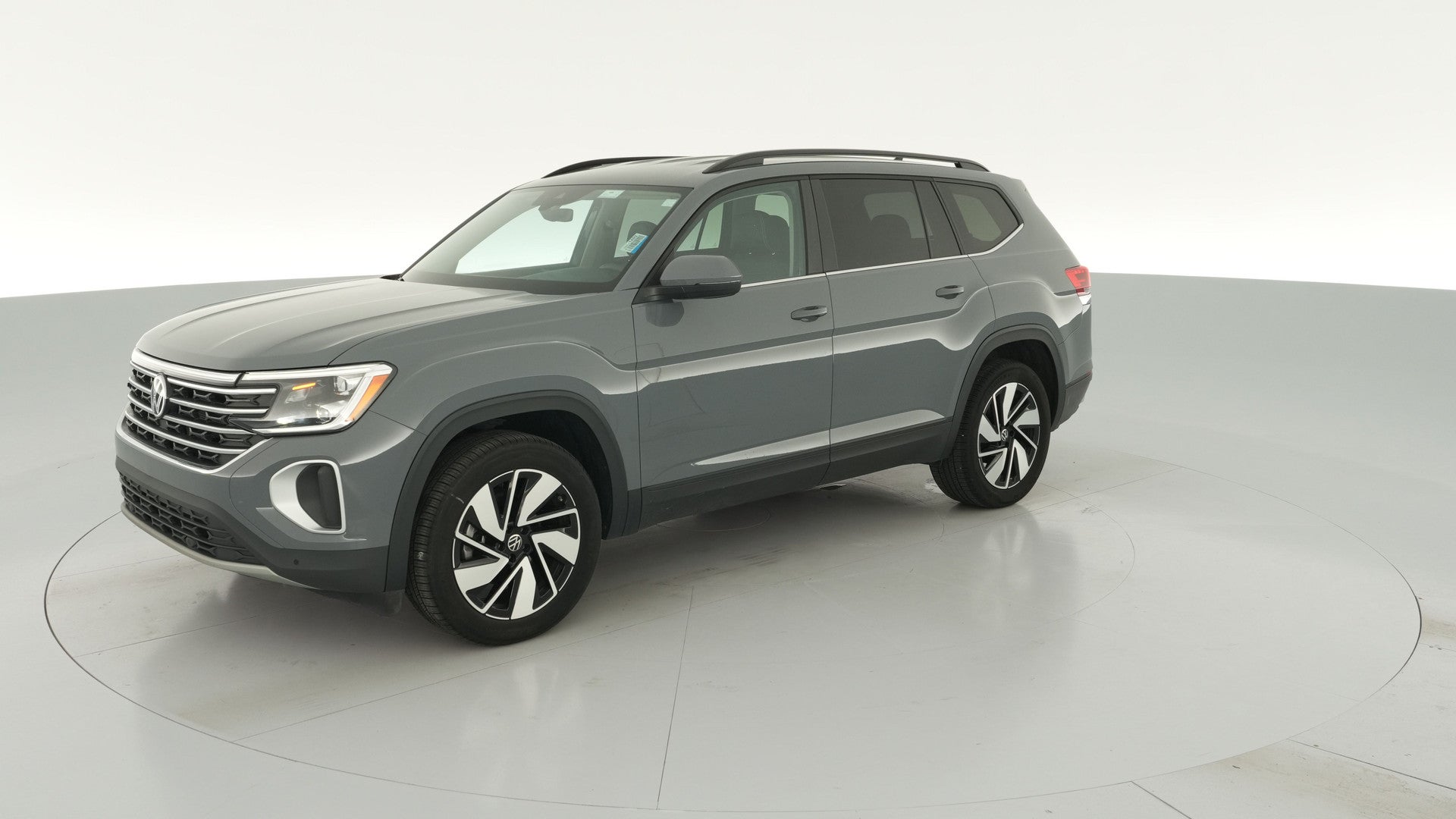 2025 Volkswagen Atlas vehicle photo