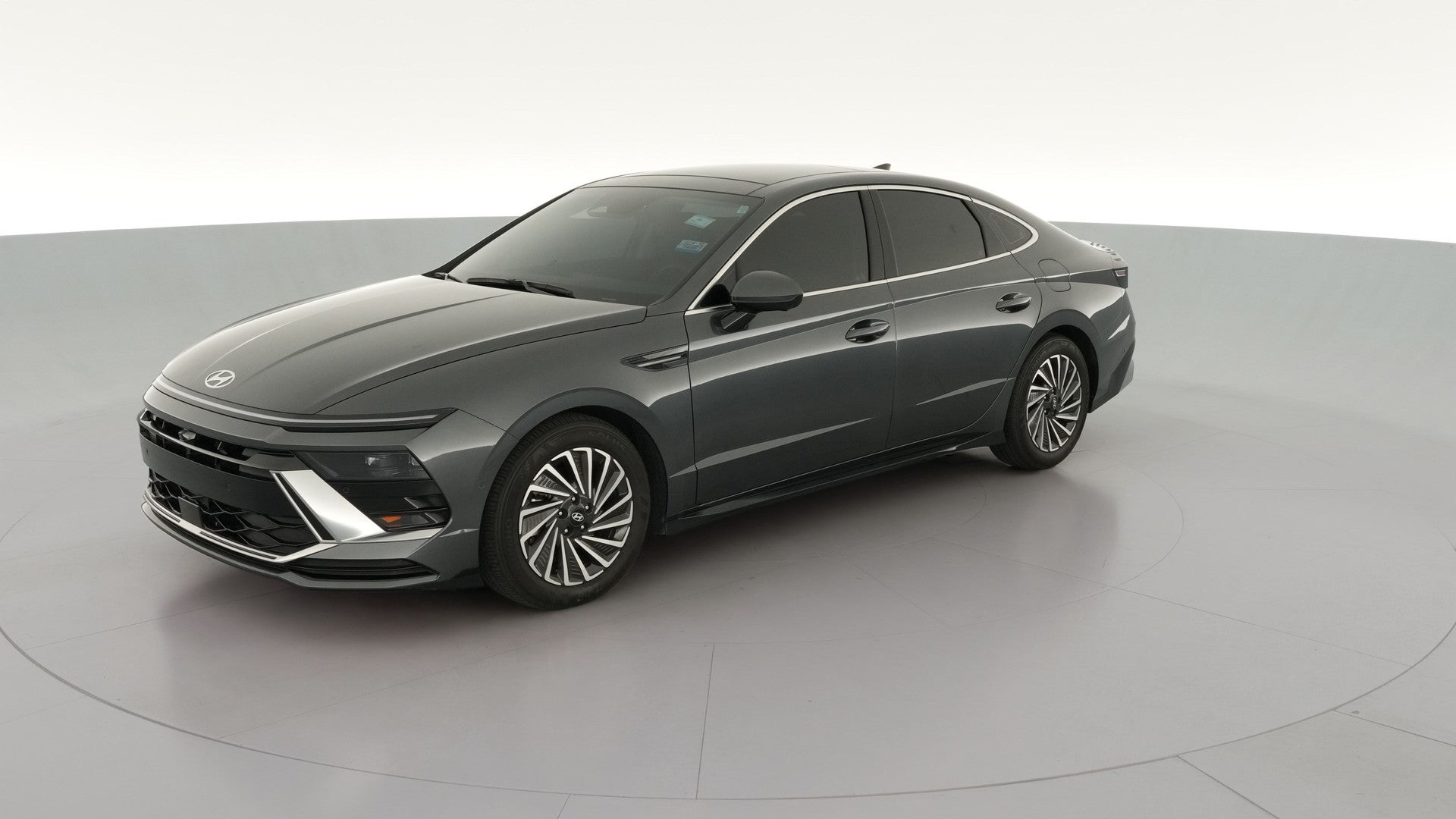 2024 Hyundai Sonata Hybrid vehicle photo
