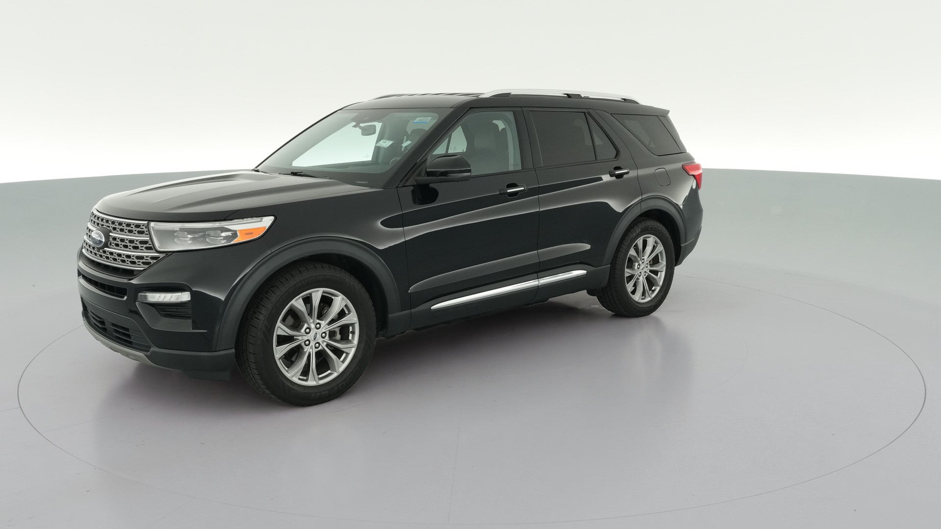 2023 Ford Explorer vehicle photo