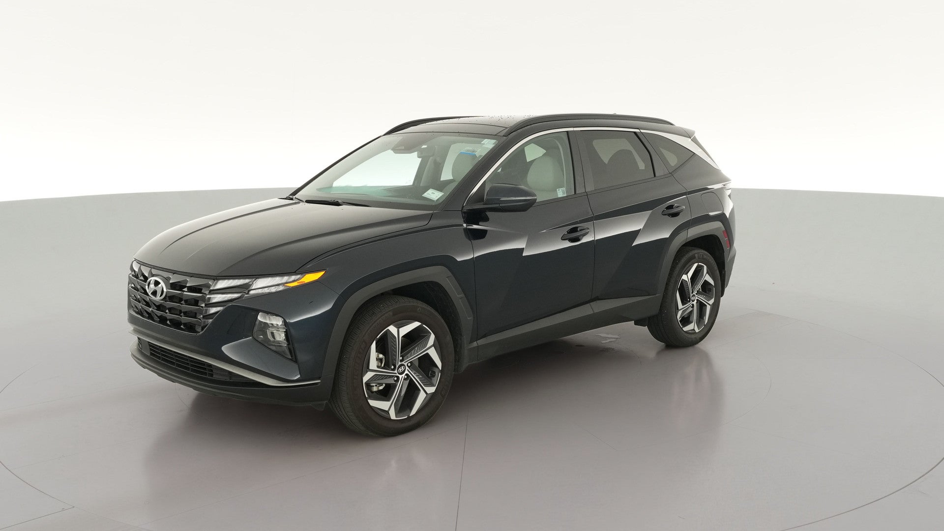 2024 Hyundai Tucson Hybrid vehicle photo