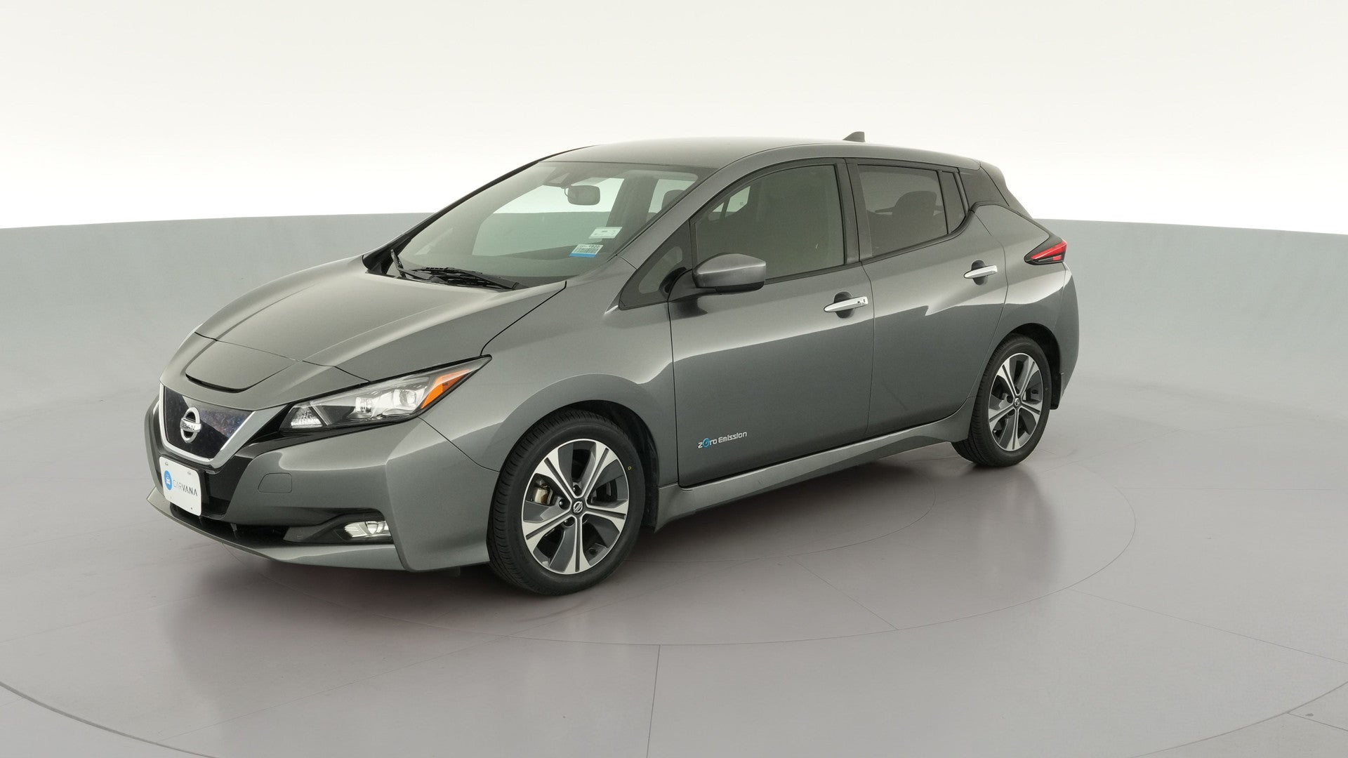 2018 Nissan LEAF vehicle photo
