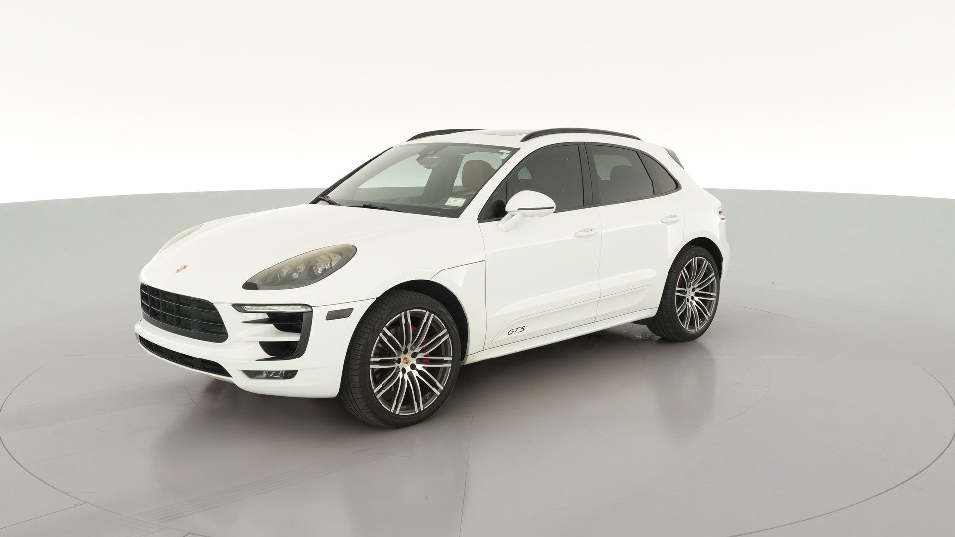2017 Porsche Macan vehicle photo