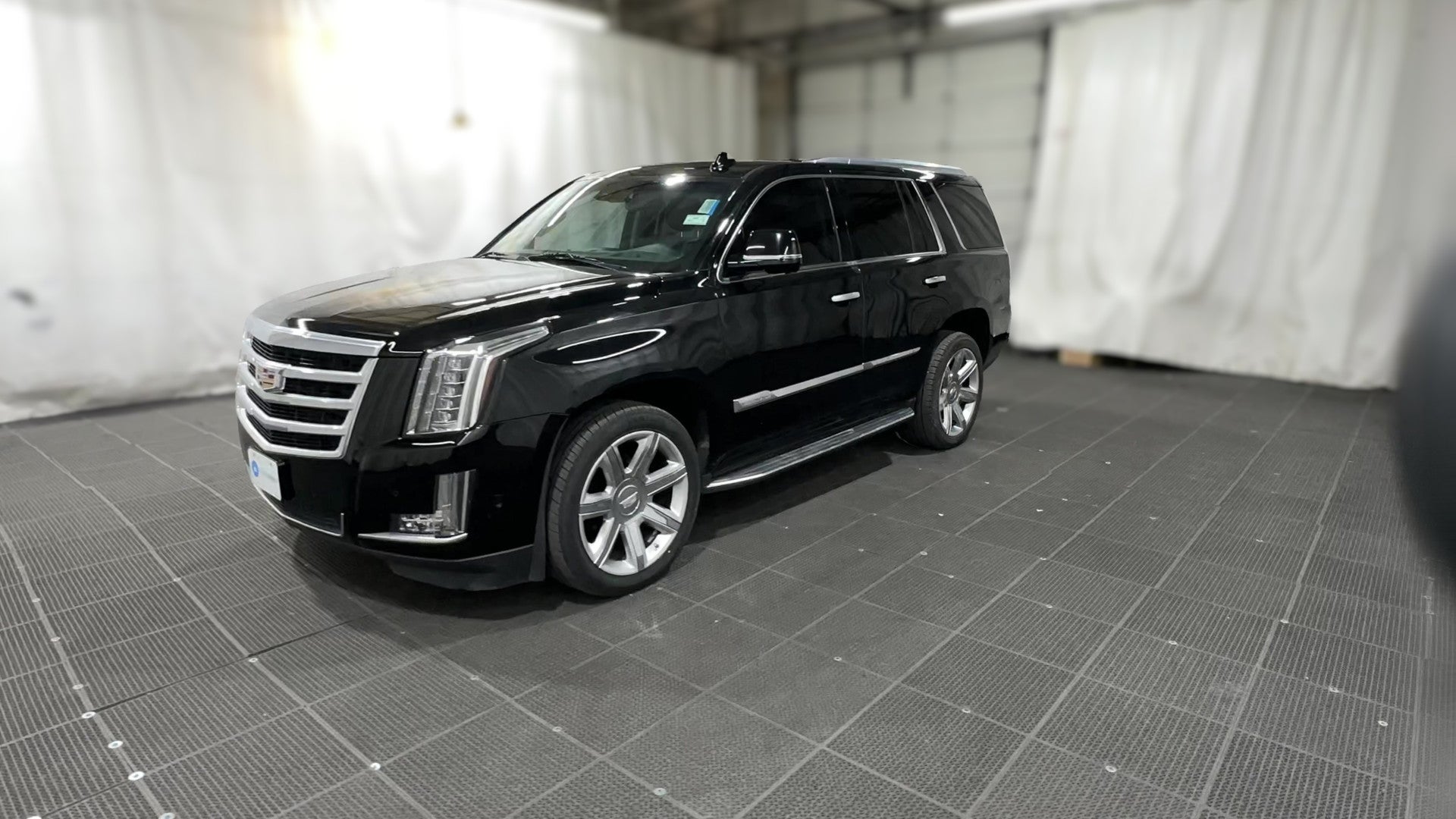 2018 Cadillac Escalade vehicle photo