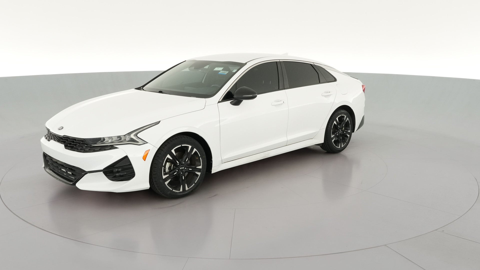 2021 Kia K5 vehicle photo