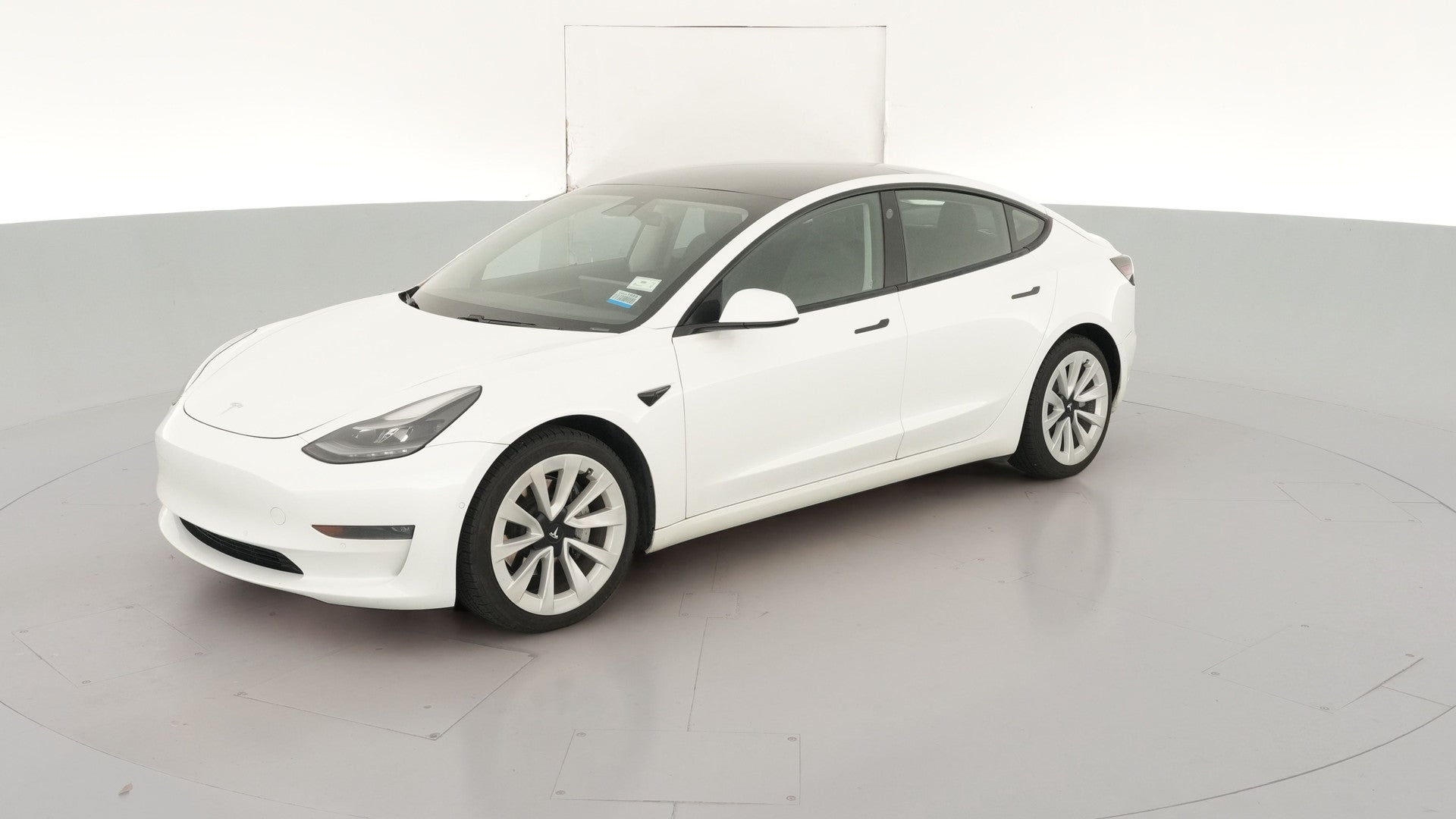 2021 Tesla Model 3 vehicle photo