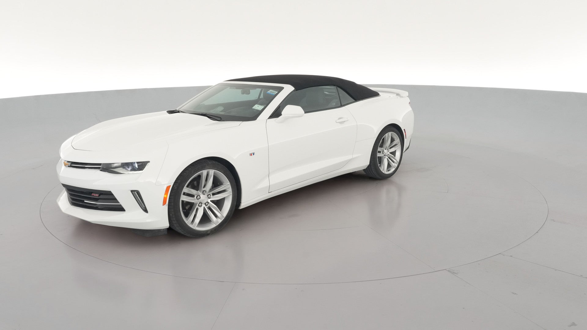 2017 Chevrolet Camaro vehicle photo